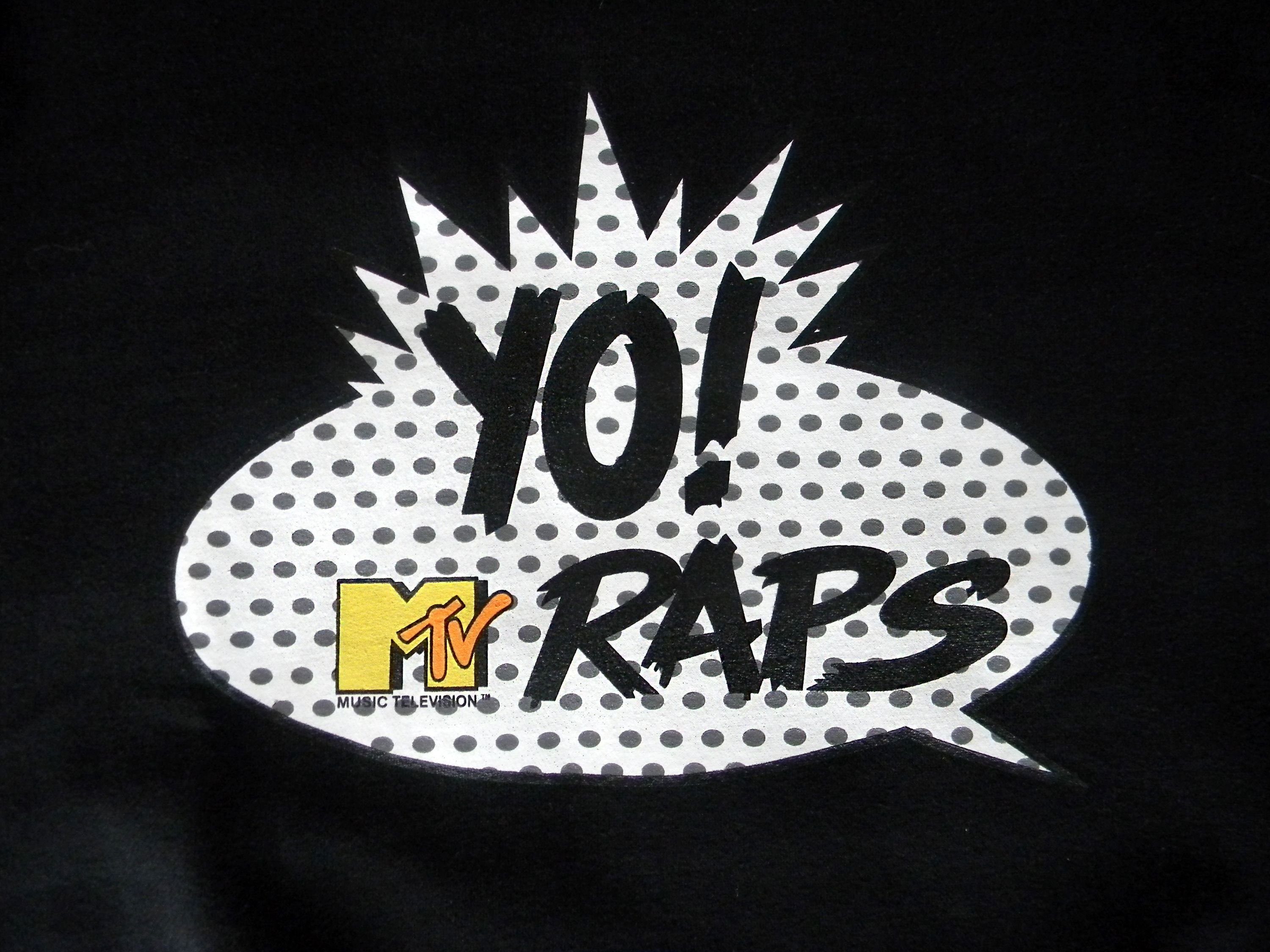 (Stück, MTV Frontprint Yo! Raps, mit Stück) 1-tlg., Herren YO! Sweatshirt, RAPS "Logo", Kapuzensweatshirt Schwarz