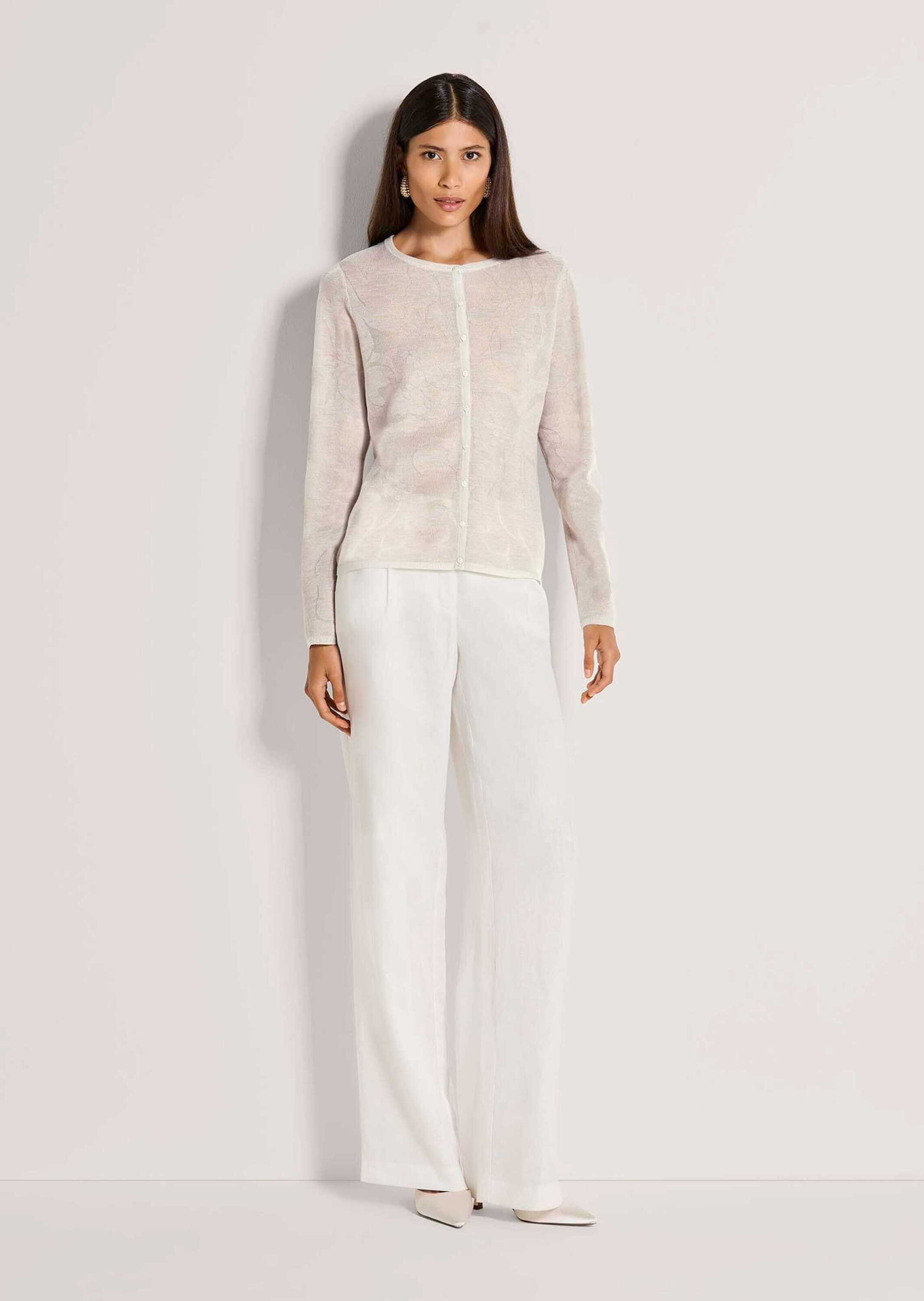 MADELEINE Strickjacke Elegante Sommerjacke mit Rundhals, Feinstrick Florale Wolljacke, Knopfleiste, Jacquard-Muster, leichte Transparenz
