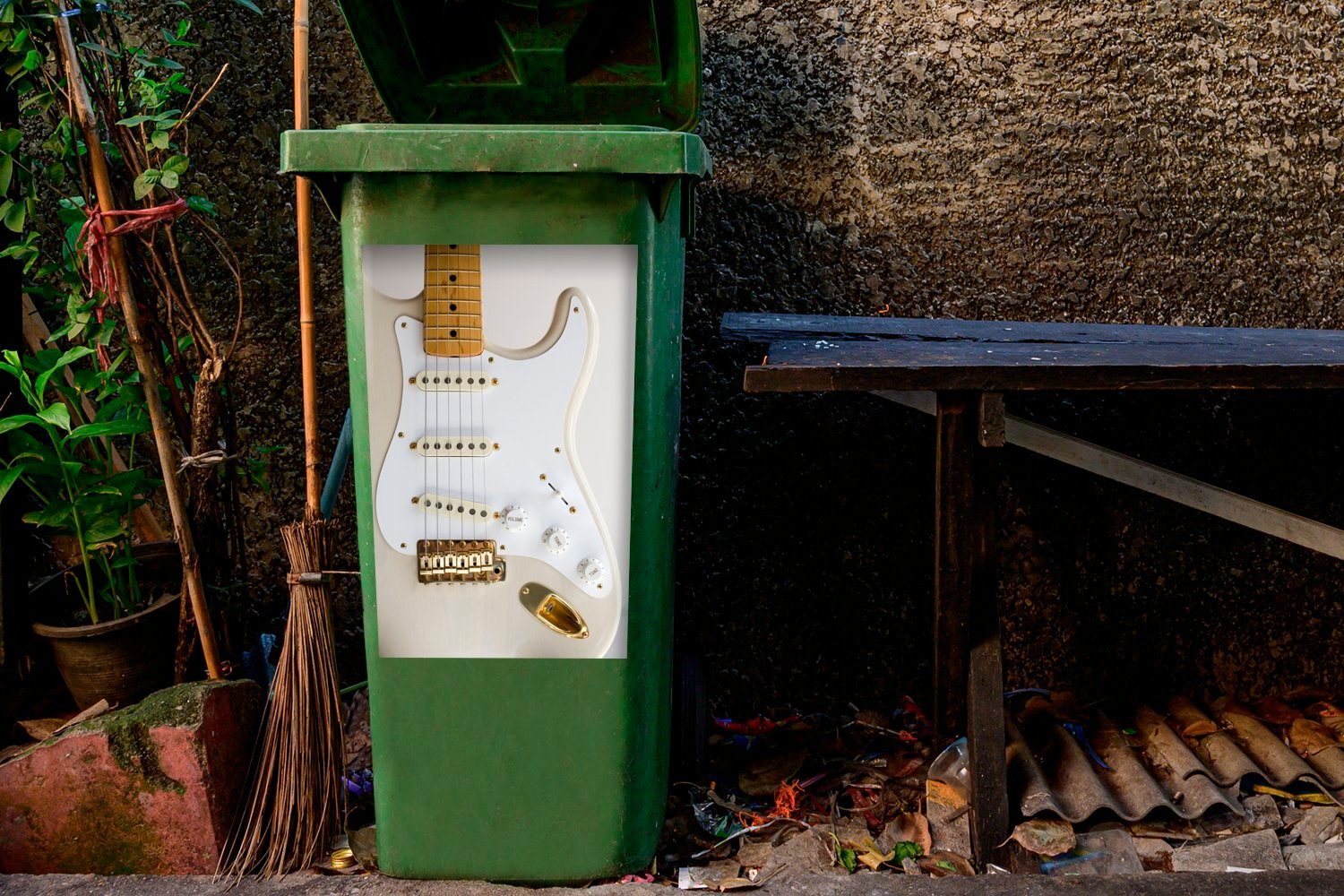 Wandsticker einer (1 MuchoWow Mülleimer-aufkleber, Abfalbehälter E-Gitarre Sticker, St), Querschnitt Container, Mülltonne,