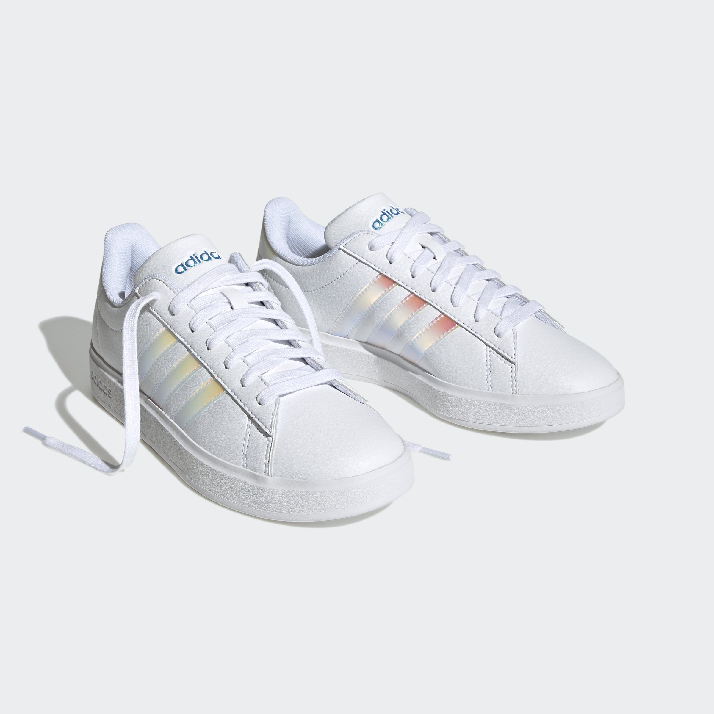 adidas Sportswear GRAND COURT CLOUDFOAM LIFESTYLE COURT COMFORT Sneaker Design auf den Spuren des adidas Superstar