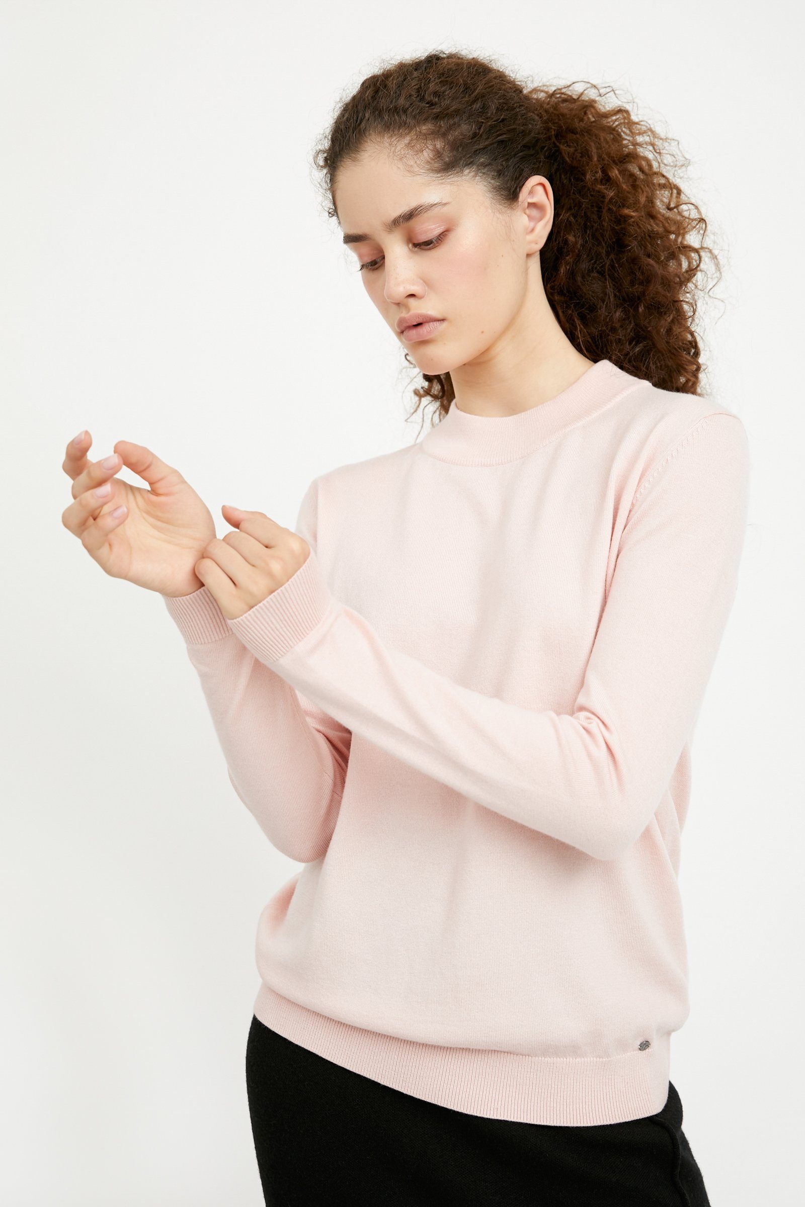 Finn Flare Rundhalspullover im schlichten Basic-Style