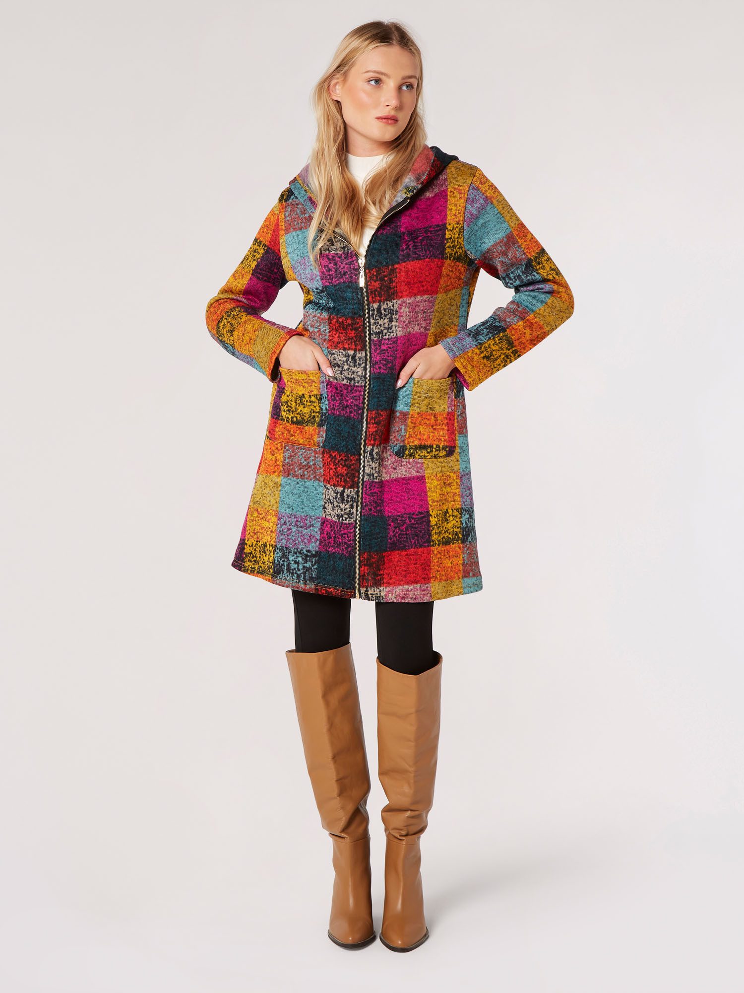 Apricot Wollmantel Cardigan-Jacke mit Kapuze, mit Patchwork-Look günstig online kaufen