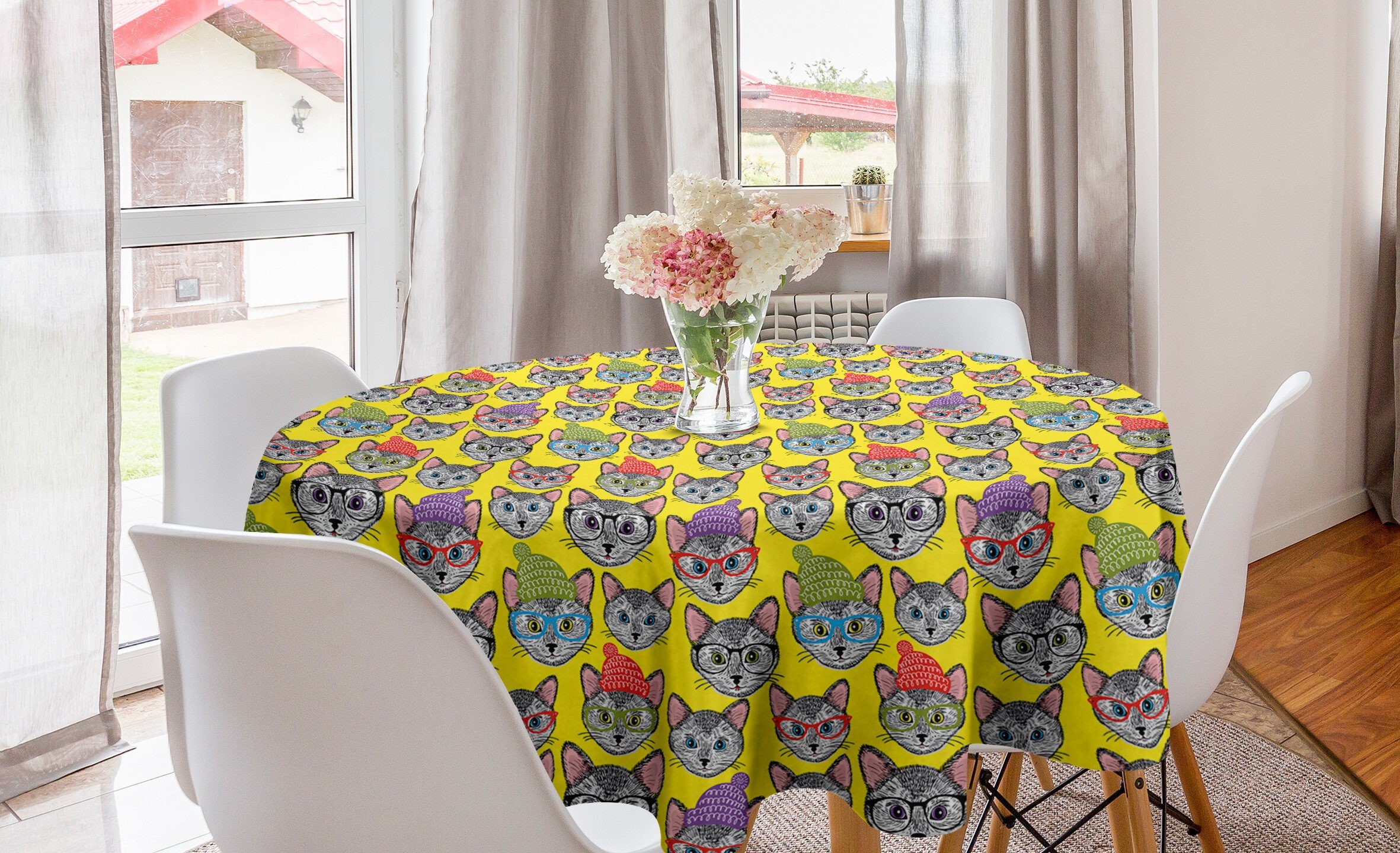 Abakuhaus Tischdecke Kreis Tischdecke Abdeckung für Esszimmer Küche Dekoration, Katzenliebhaber Kitten Portraits in den Hüten | Tischdecken