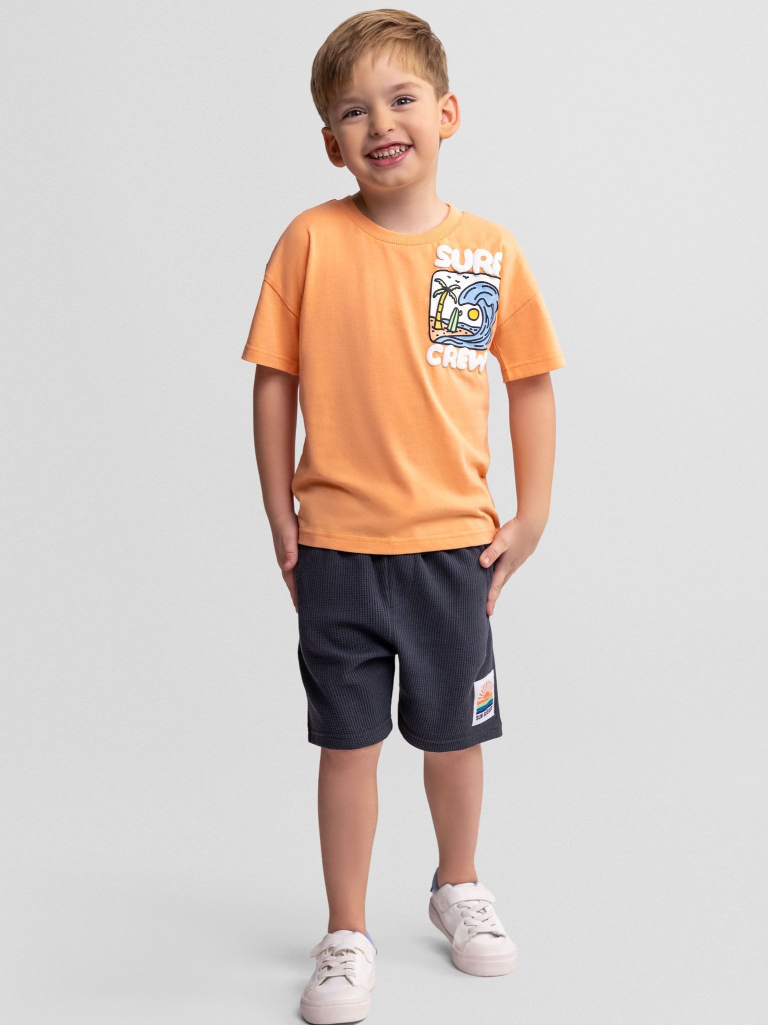 T-Shirt & Shorts