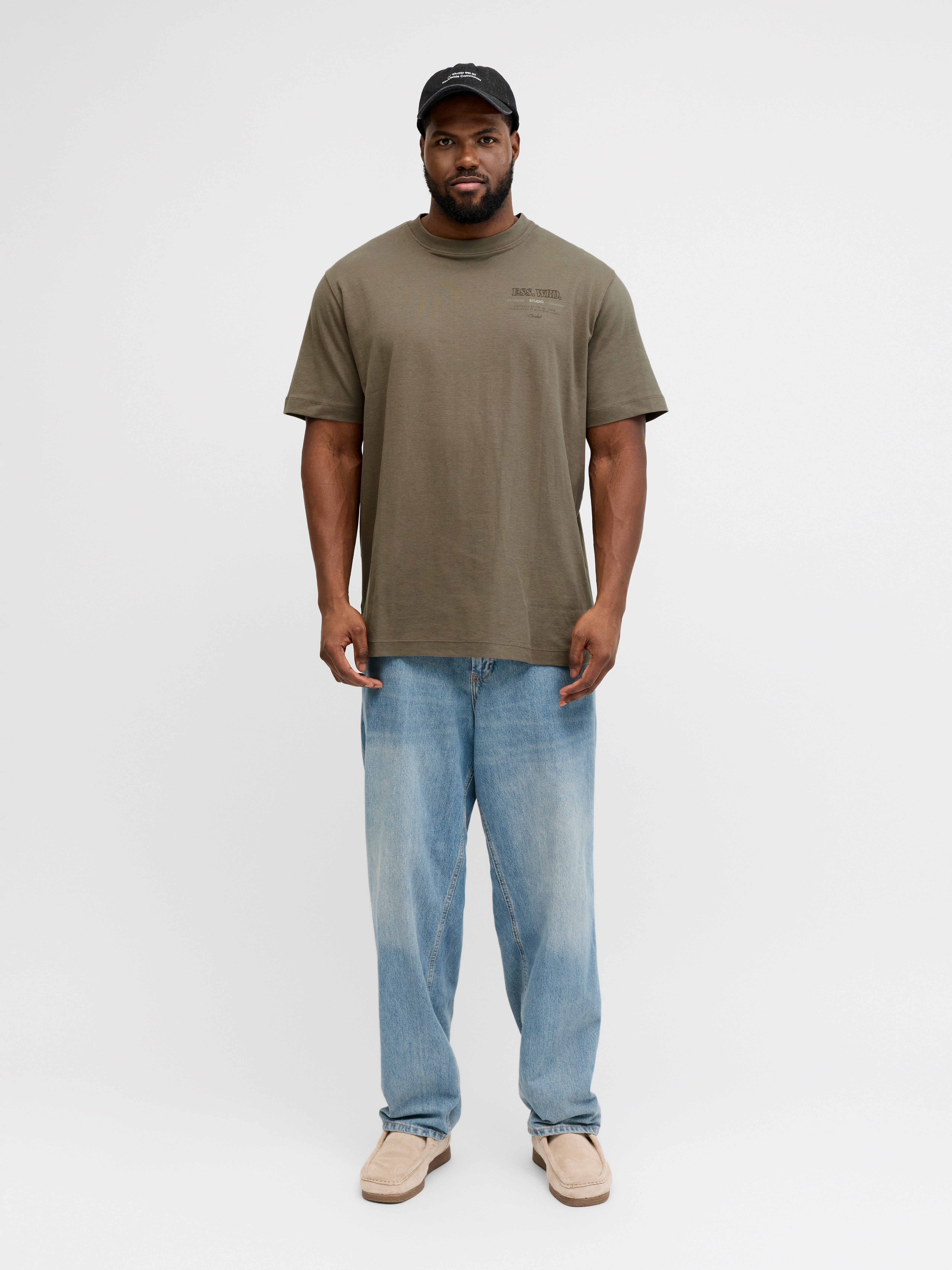 Jack & Jones PlusSize T-Shirt JJEURBAN EDGE STUDIO TEE SS SN PLS mit Logobranding – Bild 3 von 5