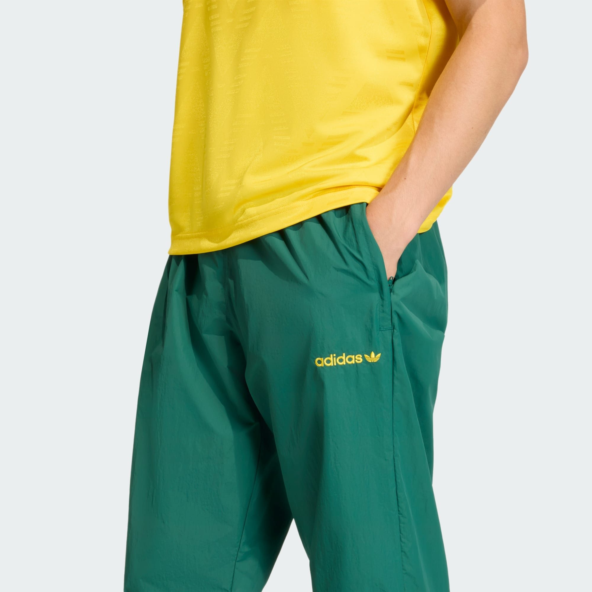 adidas Originals Trainingshose SANTIAGO TRAININGSHOSE. (1-tlg)