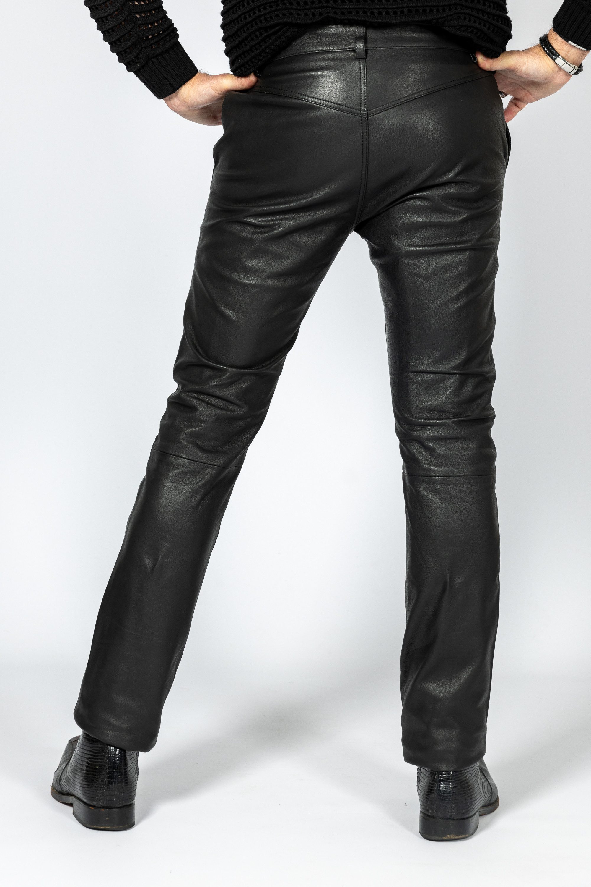 Be Noble Lederhose Chino Elegante Chinohose aus weichem Lammnappa Leder in schwarz