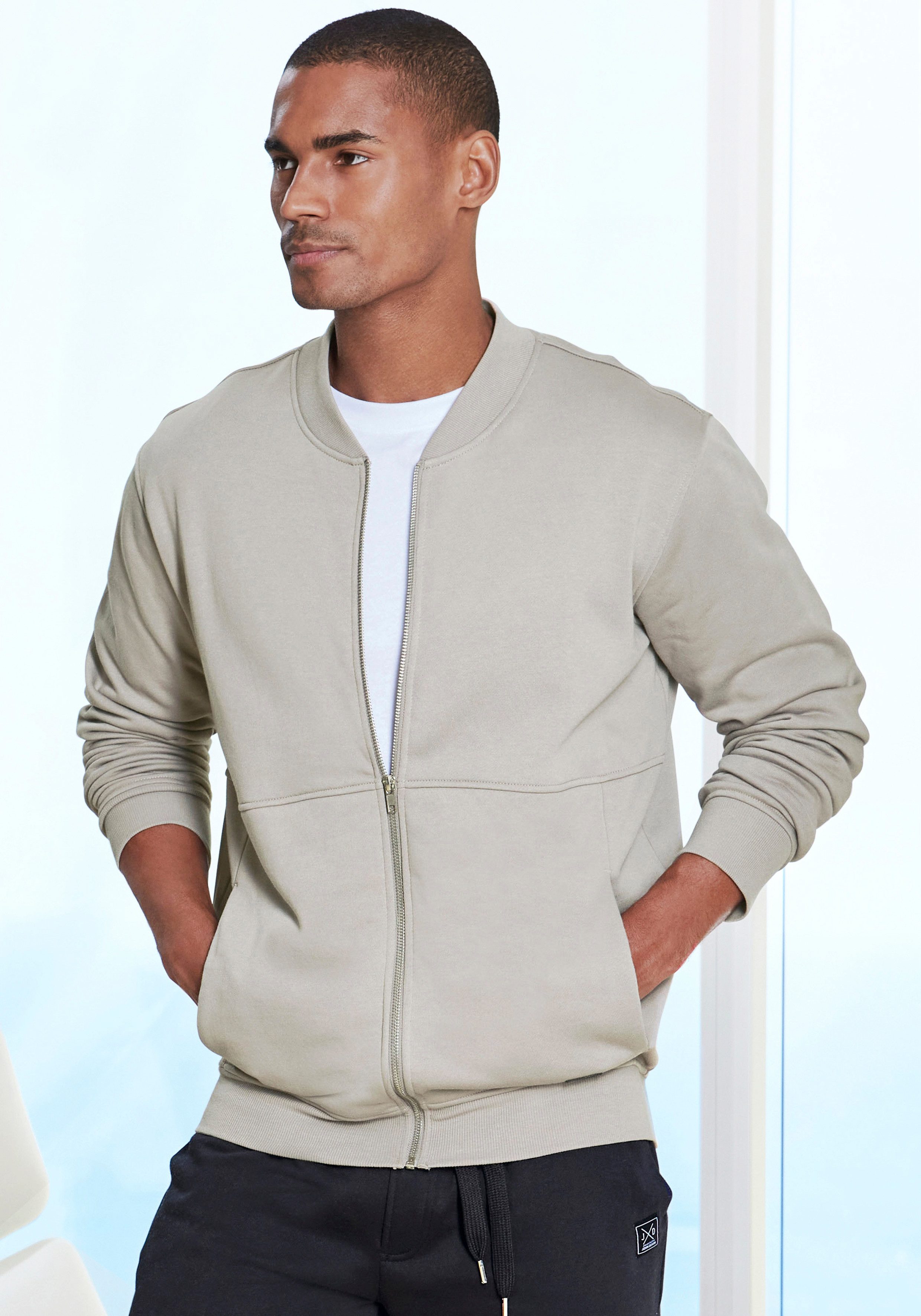 John Devin Sweatjacke mit modischer Teilungsnaht Langarm, Sweatjacke mit Reißverschluss und Rundhals, Baumwollmischung