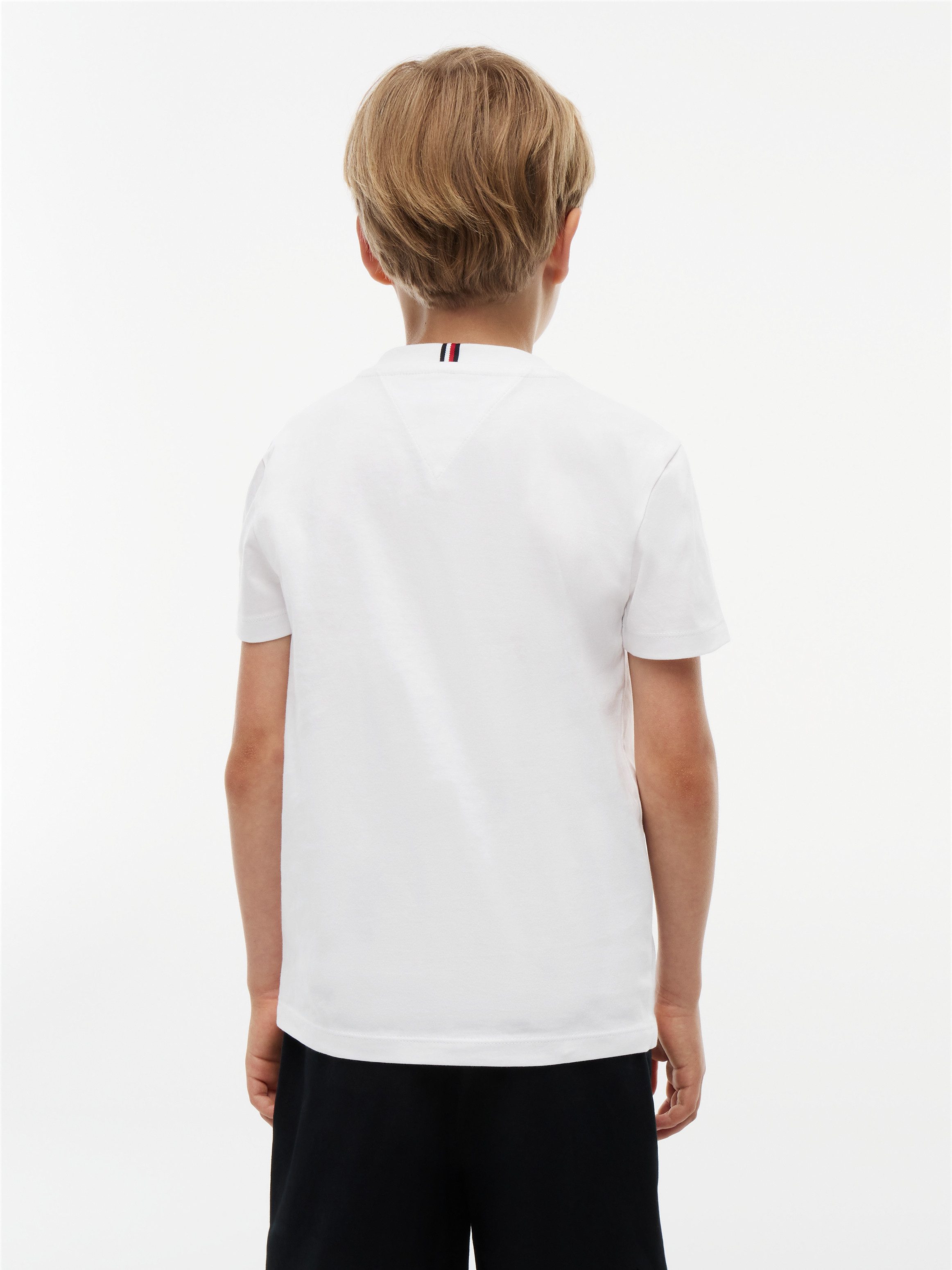 Tommy Hilfiger T-Shirt HILFIGER FLAG GRAPHIC TEE Rundhalsausschnitt, Regular Fit, Kinder bis 16 Jahre – Bild 3 von 5