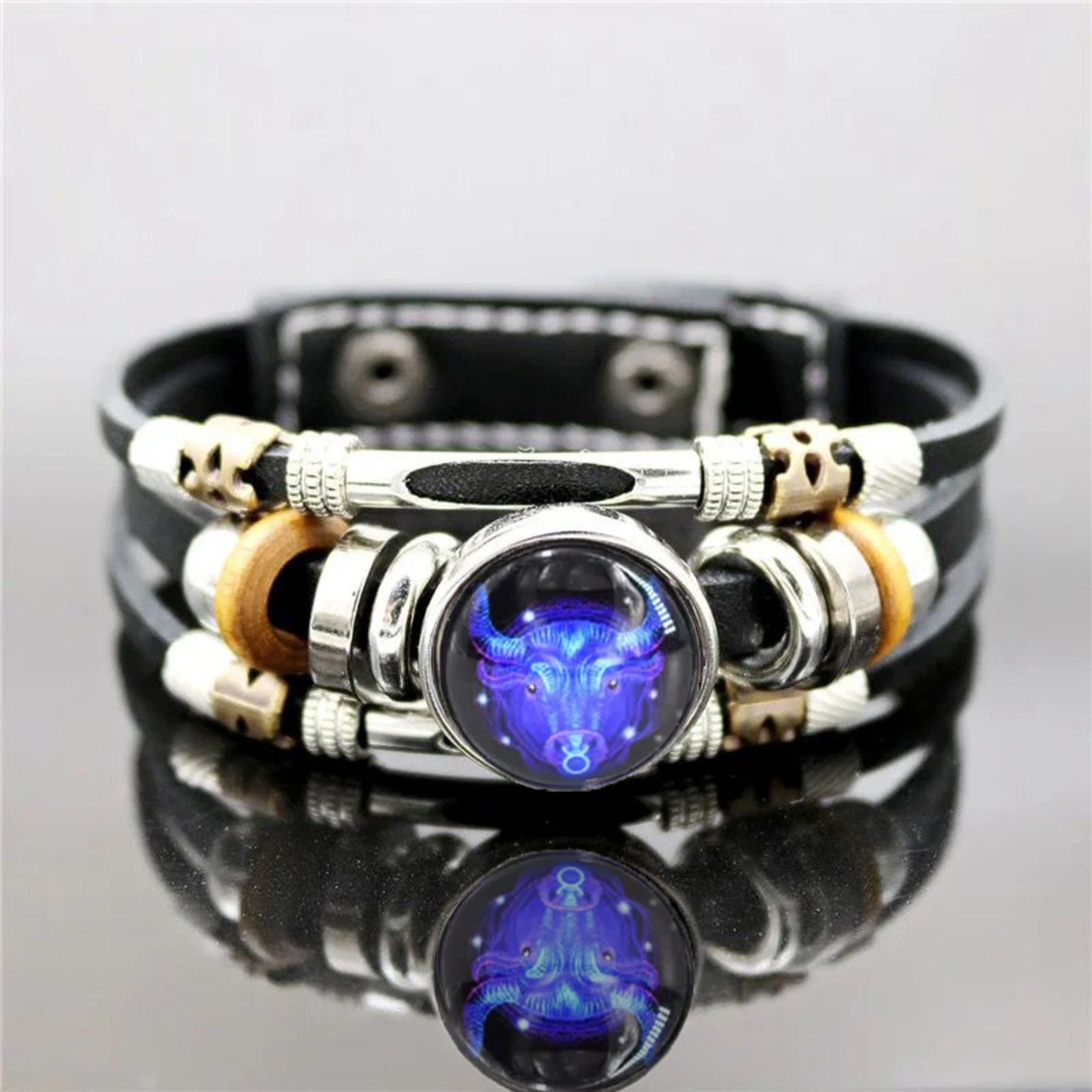 Stelby Armband mit Gravur Armband Sternzeichen Stier mit 3D Gravur im Glas (Weihnachtsgeschenk, Geburtstagsgeschenk, Valentinstaggeschenk, modern, minimalistisch), langlebig, pflegeleicht, unisex