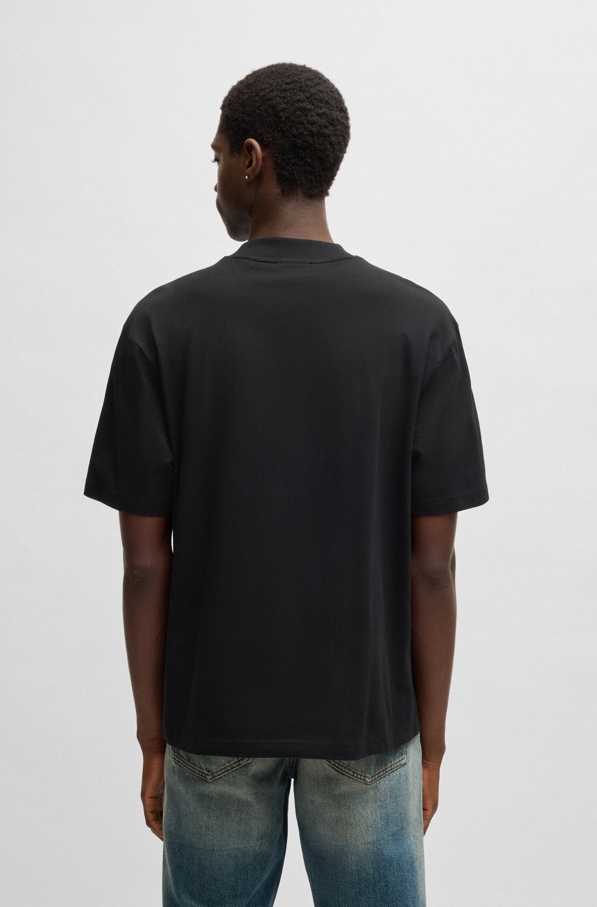 HUGO Blue T-Shirt Nieros mit Logo-Patch