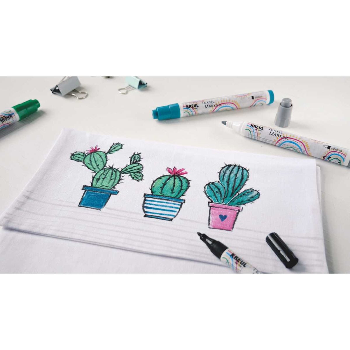 C. KREUL Textilmarker KREUL Textil Marker medium Junior 18er Set