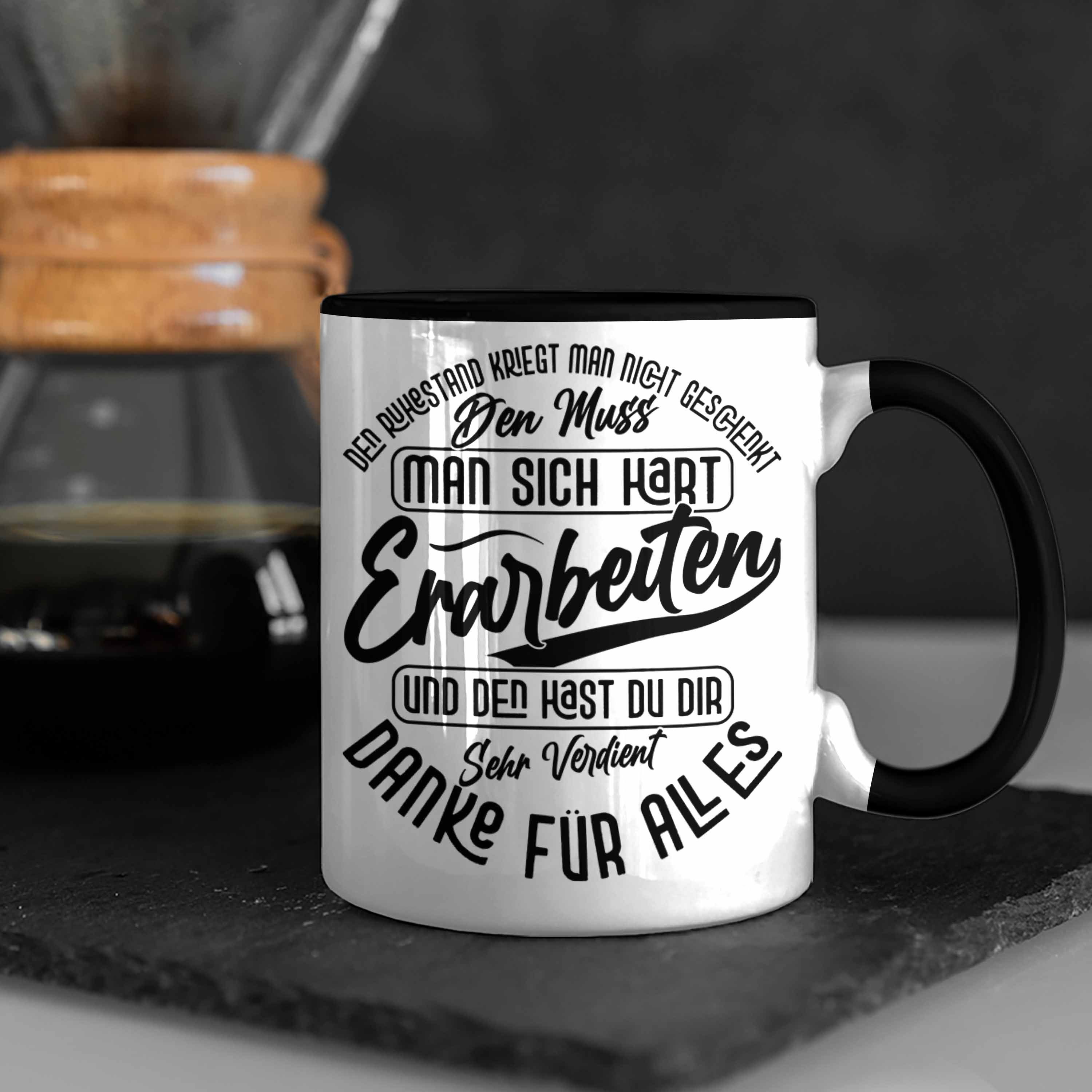 Trendation Tasse Ruhestand Tasse Geschenk Abschied Schwarz Rentnerin Geschenkidee Rente Spruch