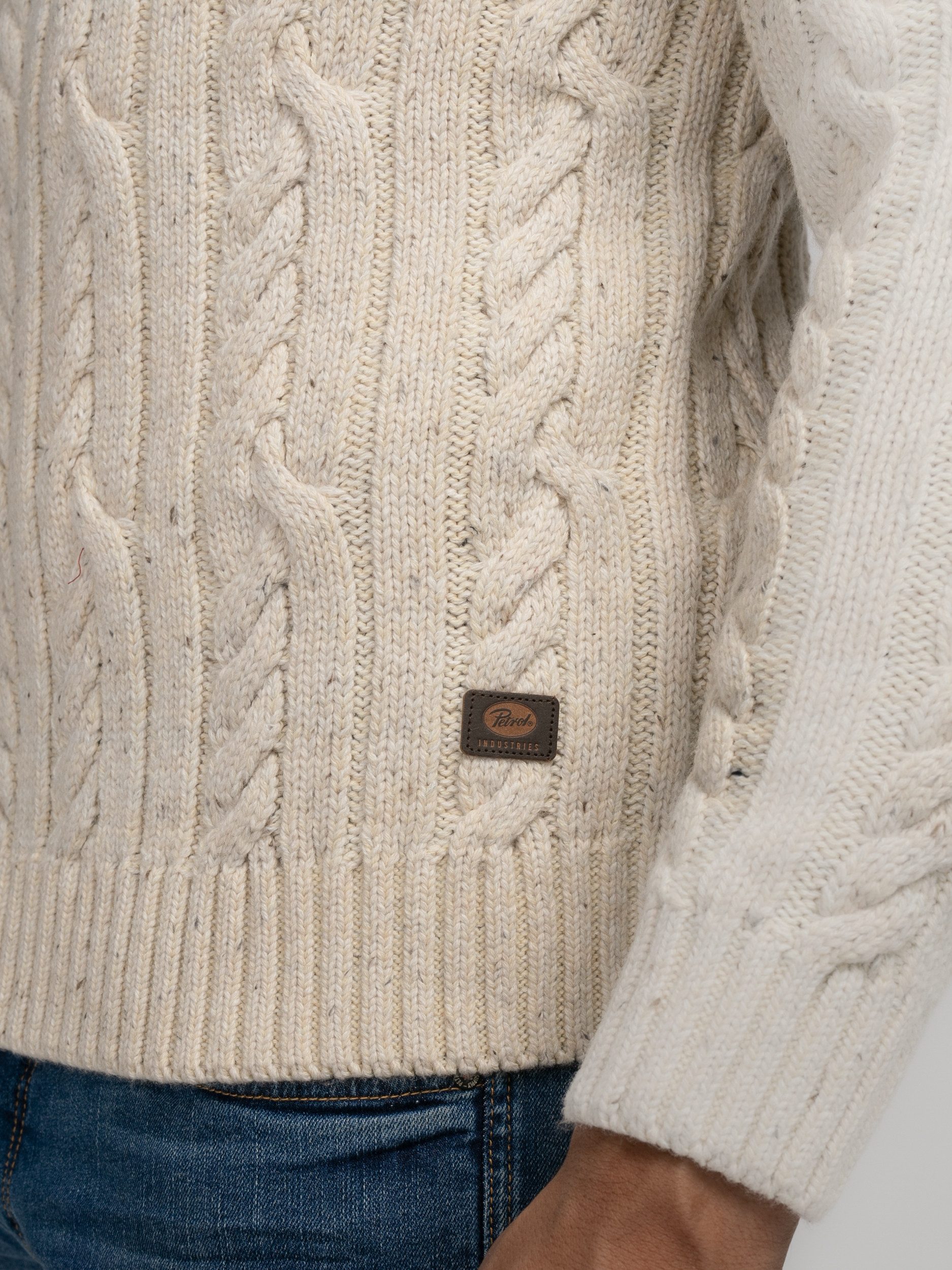 Petrol Industries Strickpullover Pullover mit Zopfmuster Thorne