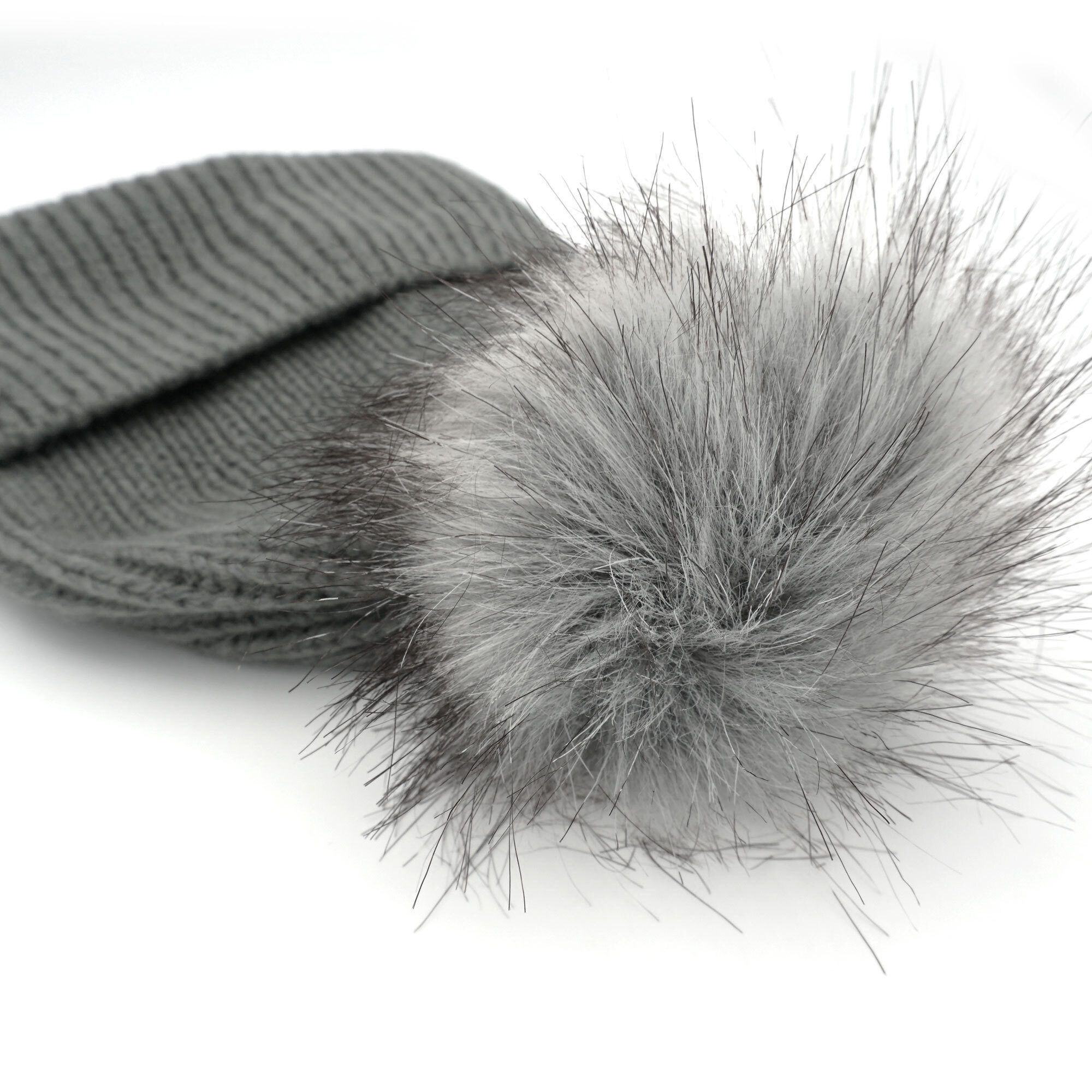 CAPO Strickmütze Strickmütze, breiter Umschlag fake fur Pompon, Teilfutter Fleece (1-St)