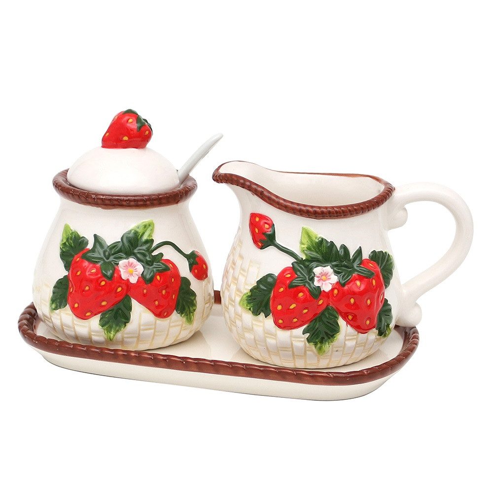 SIGRO Vorratsdose Kuh, Dose, Behalter, Geschirr/ Serviergeschirr Erdebeeren Motiv, 3er Set Erdbeeeren, Dolomite Zuckerdose mit Löffel Milchkännchen auf Platte Fragola creme mit Erdbeer-Relief 20,5 x 11 x 12 cm, versch. Ausführungen, Tischdeko, ideal als Geschenk