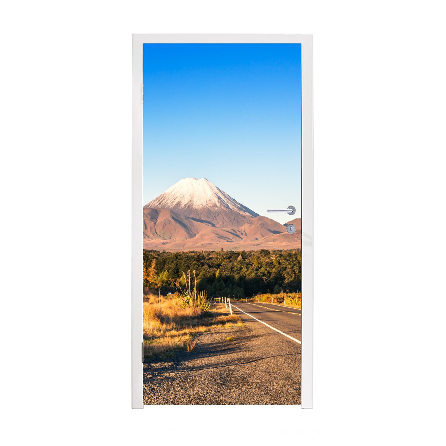 Neuseeland, cm für St), 75x205 Tür, MuchoWow (1 Tongariro-Nationalpark, Türtapete bedruckt, Asphaltstraße Matt, im Fototapete Türaufkleber,