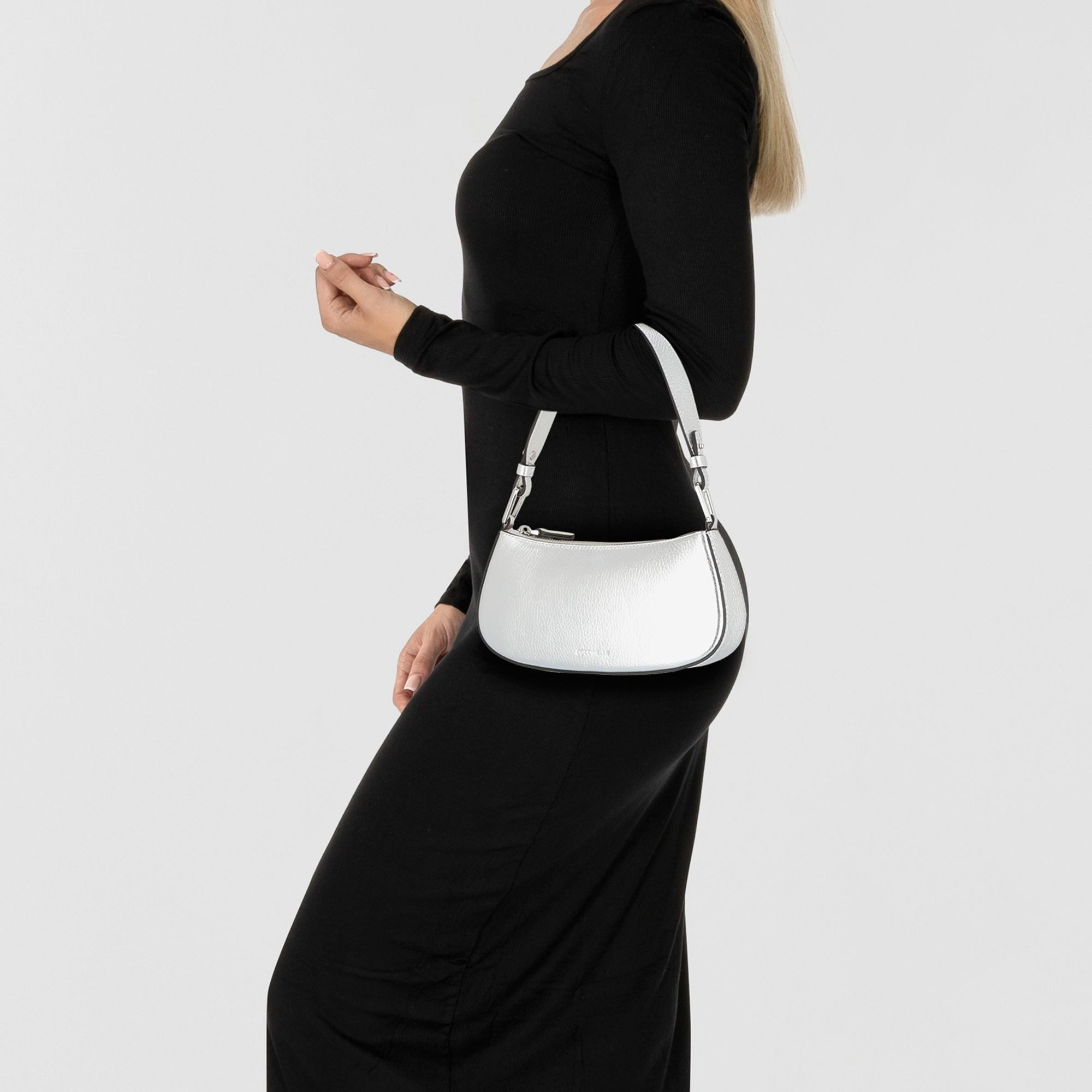 COCCINELLE Schultertasche Merveille, Leder günstig online kaufen