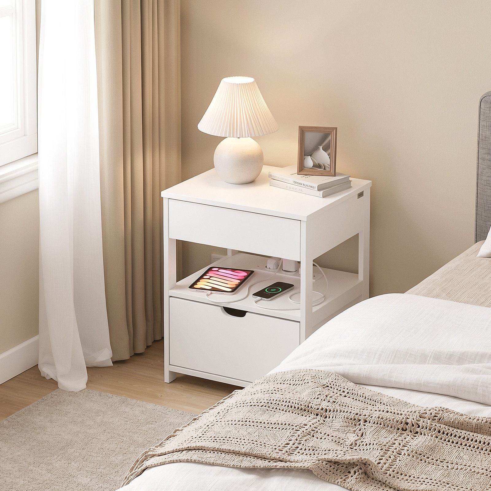 SoBuy Beistelltisch FRG258, Nachttisch schmal, Nachtschrank mit Schubladen Nachtkommode, mit 4-in-1 Ladefunktion & Ablage, Schlafzimmer Wohnzimmer Jugendliche