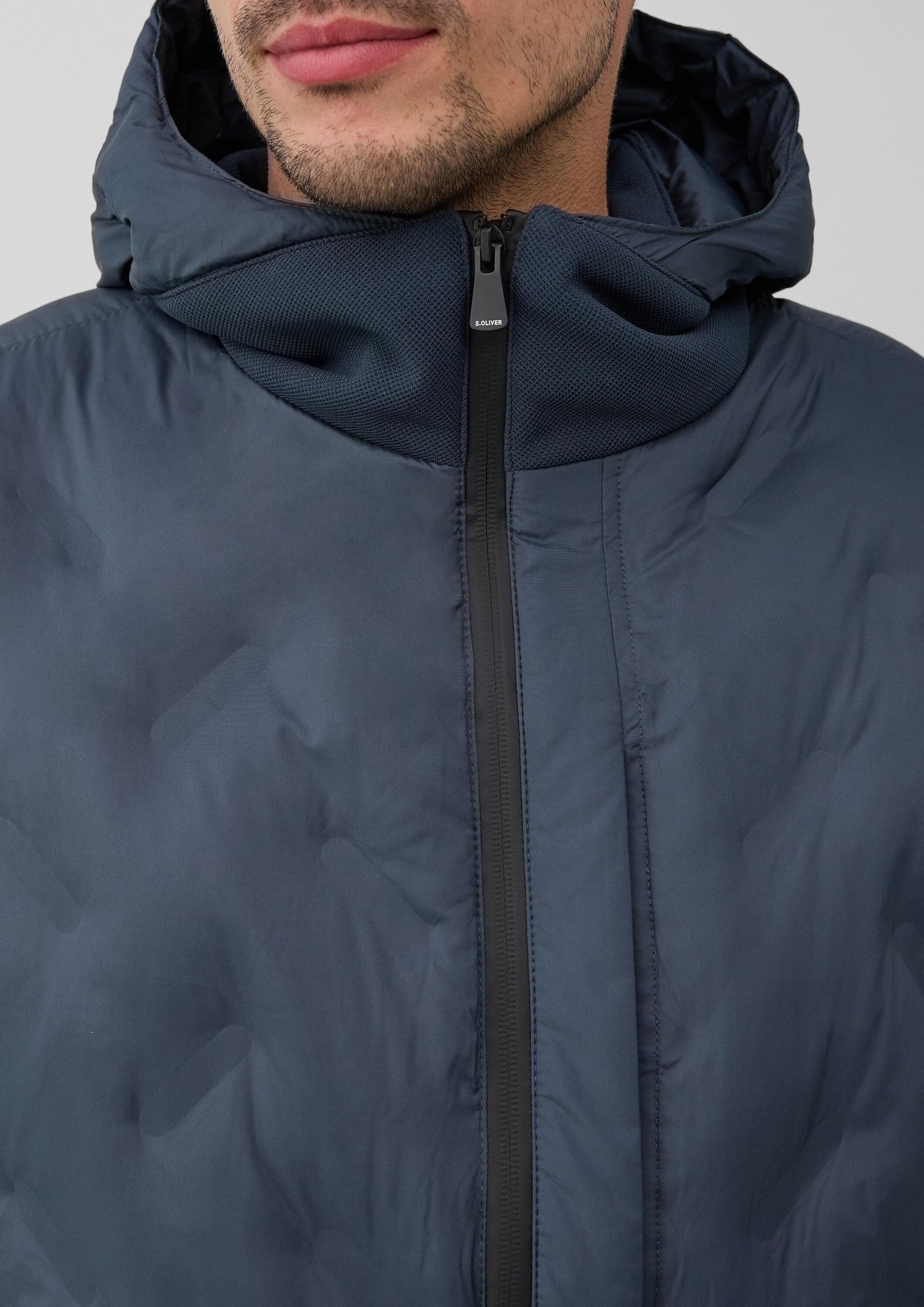 s.Oliver Funktionsjacke Outdoor-Jacke Hybrid-Jacke mit sportiven Details und Kapuze