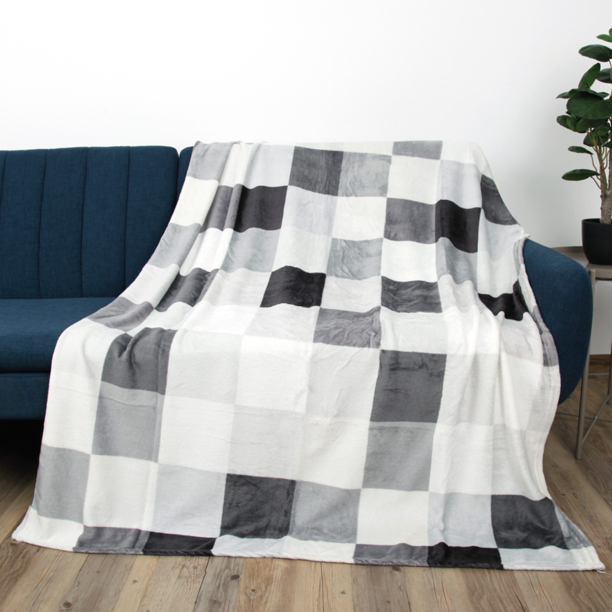 Wohndecke "Soft Touch" 130x170cm, Bestlivings, Flanelldecke, Mikrofaser Supersoft, Polyester, 40°C maschinenwaschbar