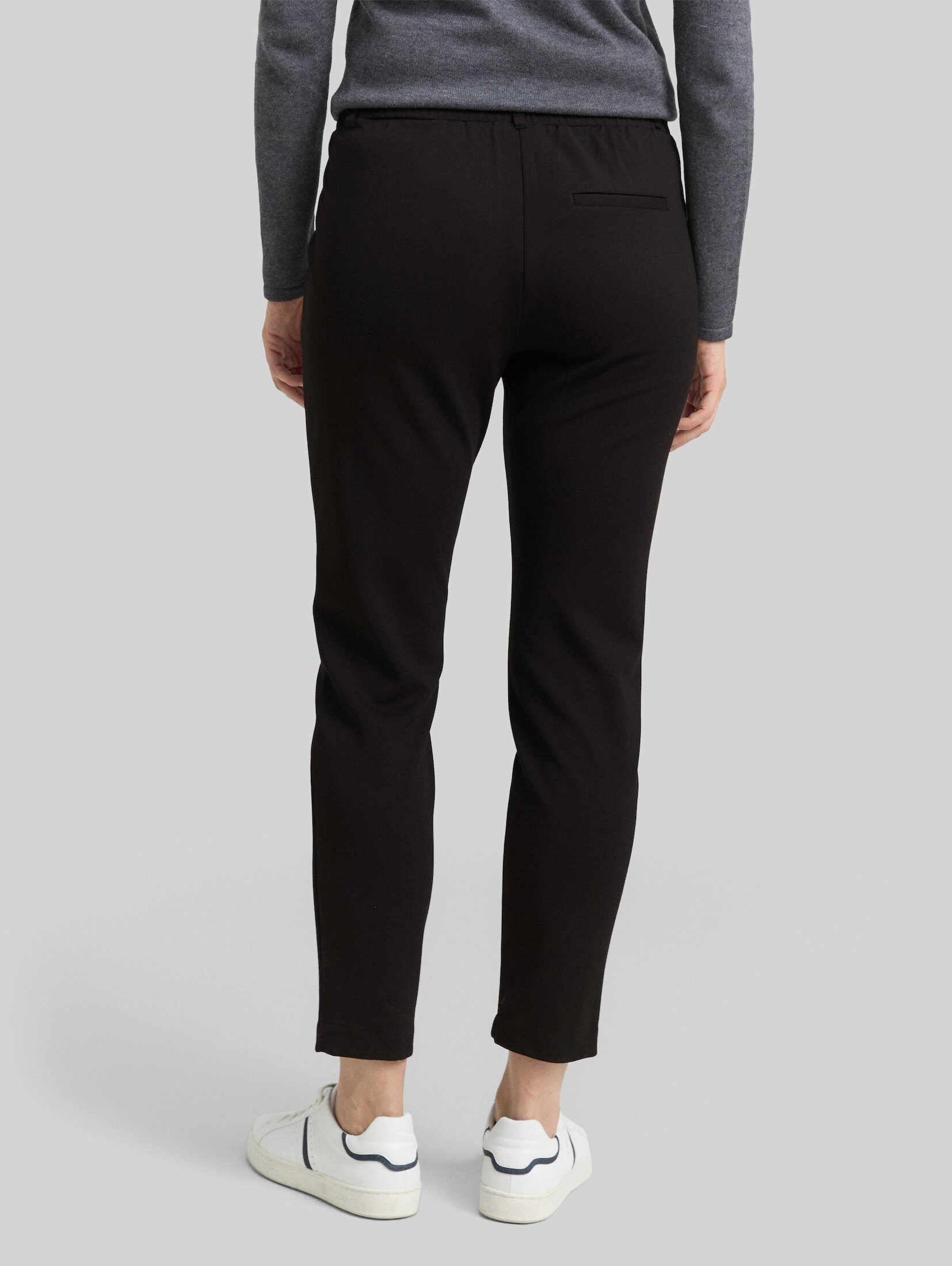 TOM TAILOR Stoffhose . Loose Fit Stoffhose – Bild 4 von 5