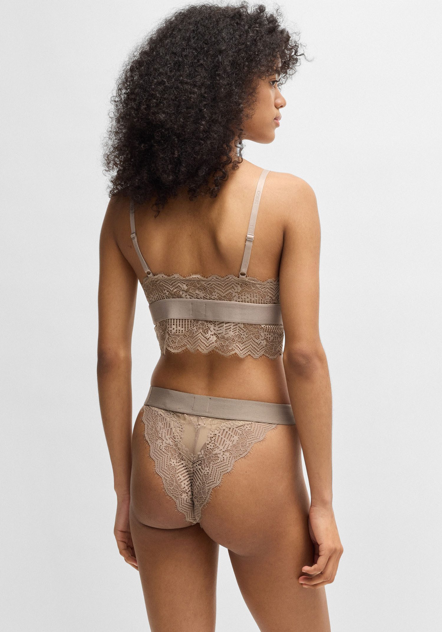 HUGO Slip BRIEF RL LACE aus Stretch-Spitze, mit Logoschriftzug auf dem Bund