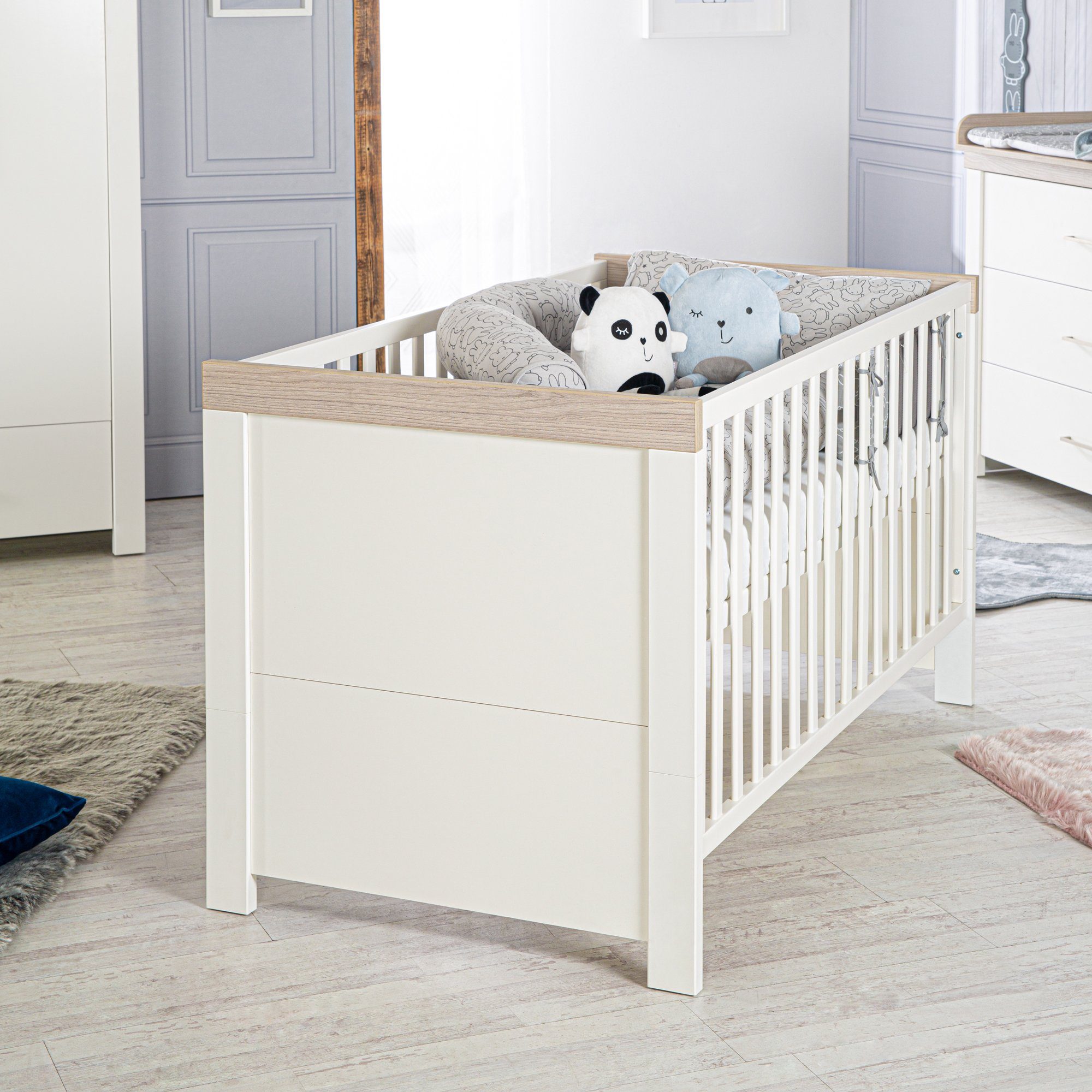 roba® Babybett Lucy, Gitterbett umbaubar zum Juniorbett - Höhenverstellbar - mit Holzdekor