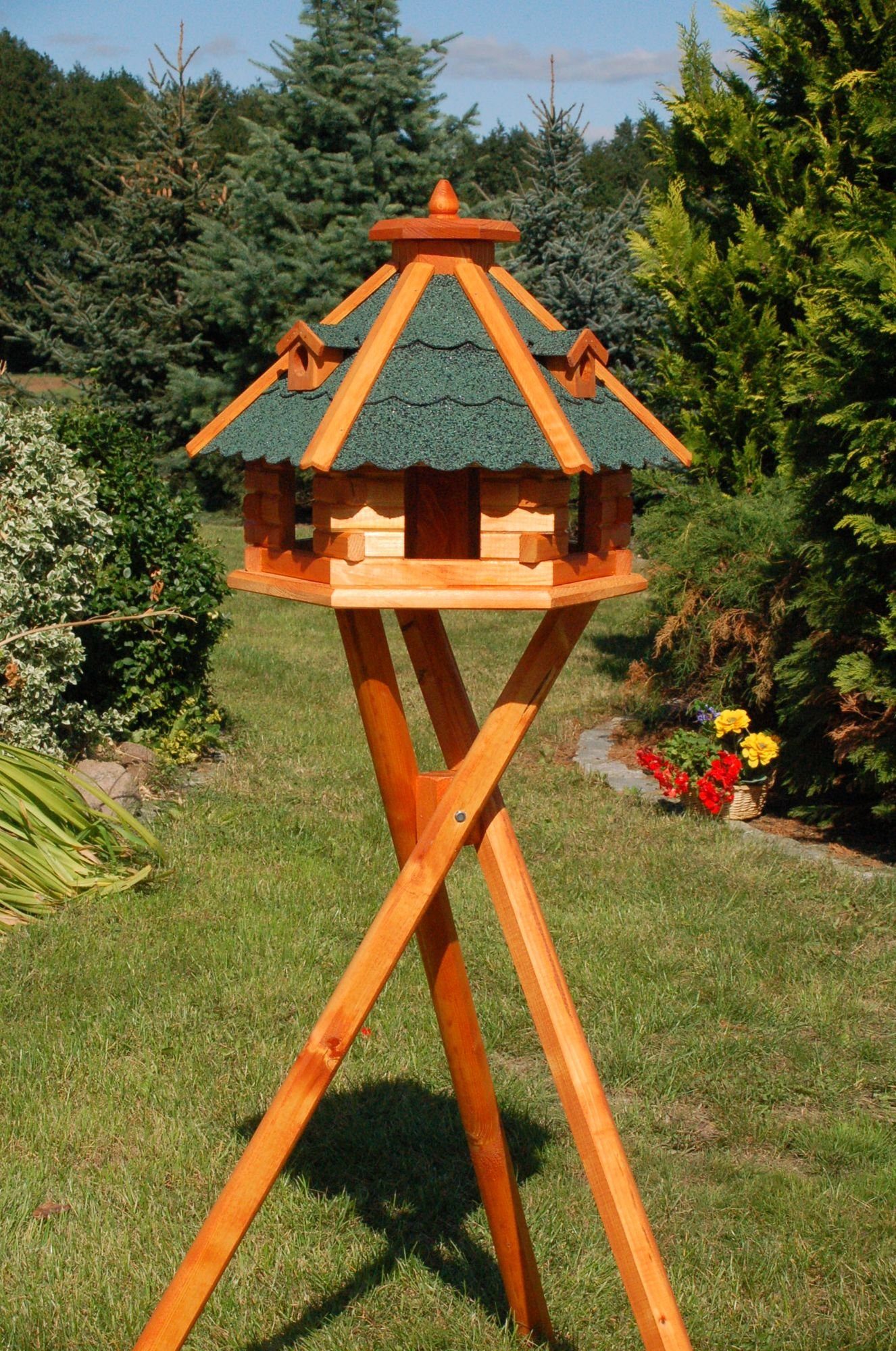 Vogelhaus mit Ständer 55 x 37 cm, V18 mittel grün