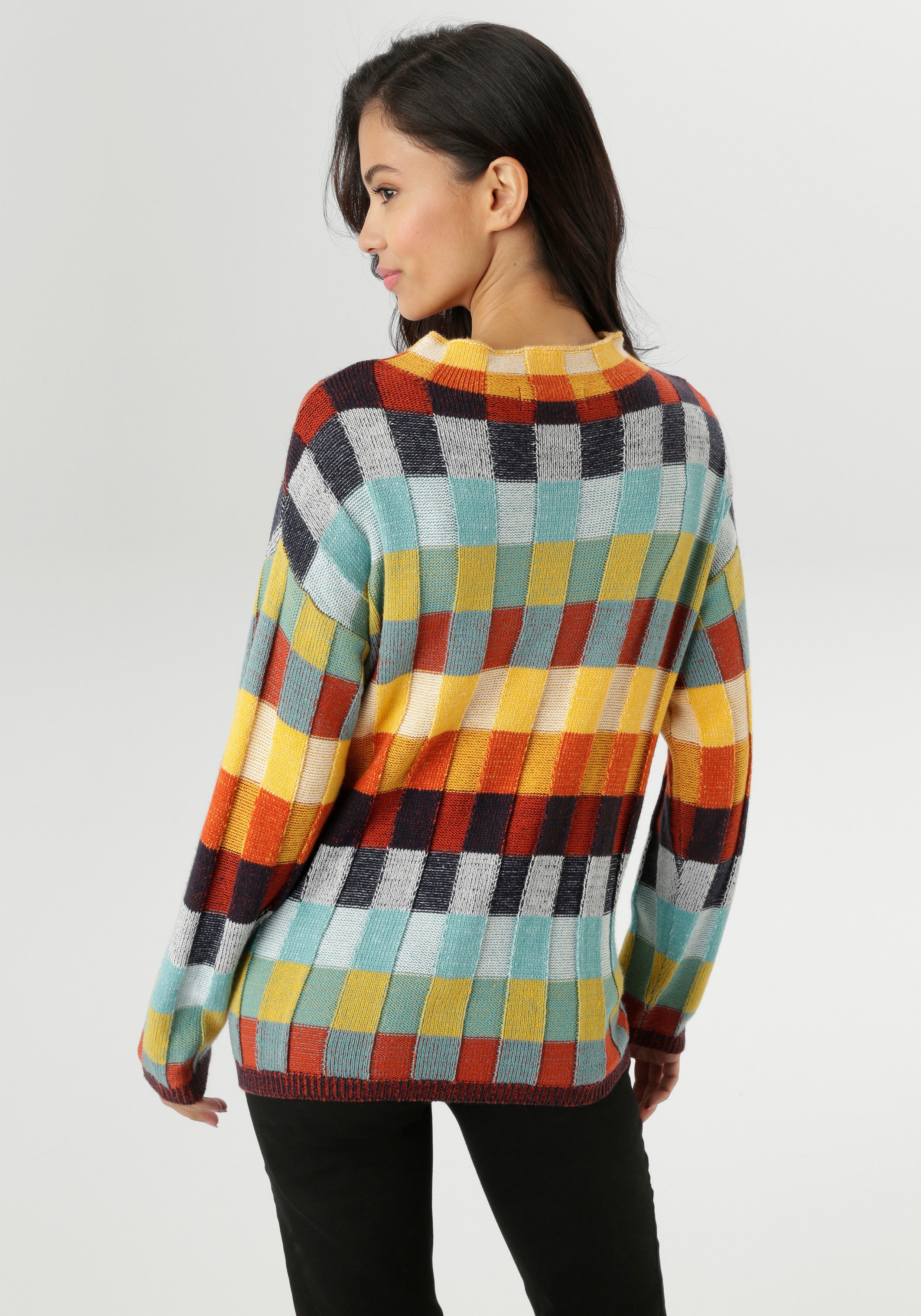 Aniston SELECTED Strickpullover mit mehrfarbig strukturierten Karomuster günstig online kaufen