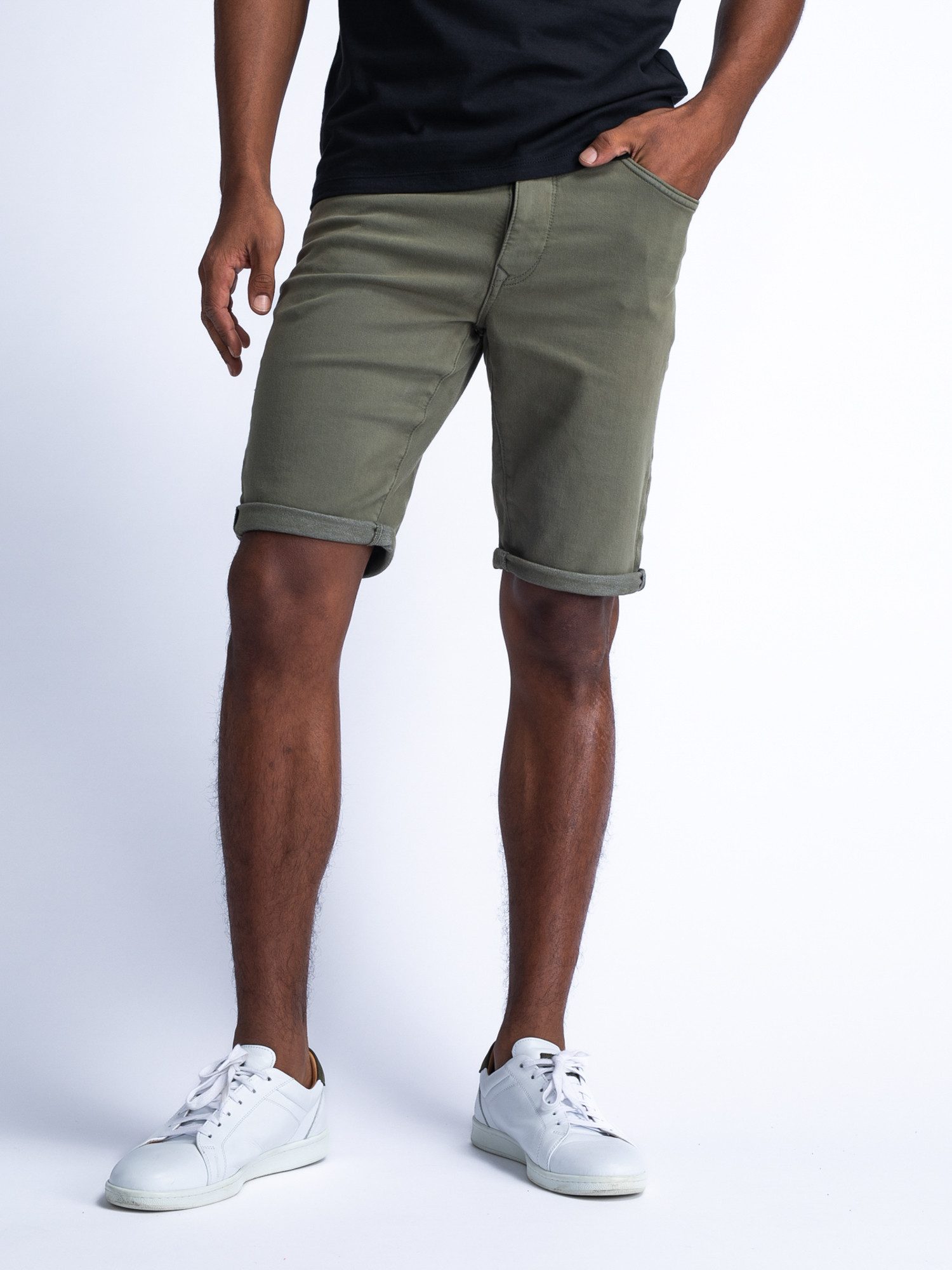 Petrol Industries Jeansshorts Jackson Farbige Denim-Shorts günstig online kaufen