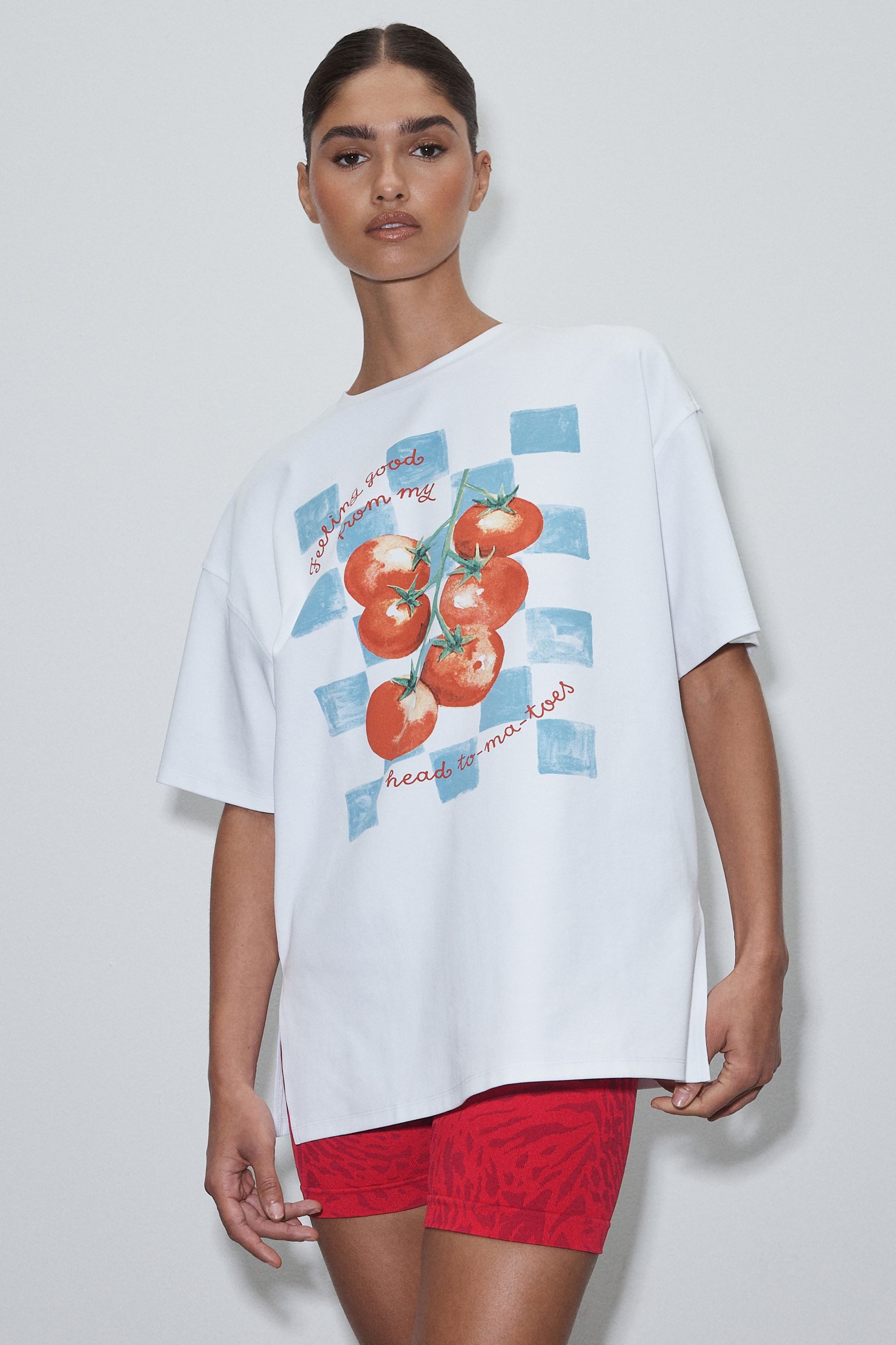 T-Shirt Oversized Fit T-Shirt mit Grafik aus Baumwolle