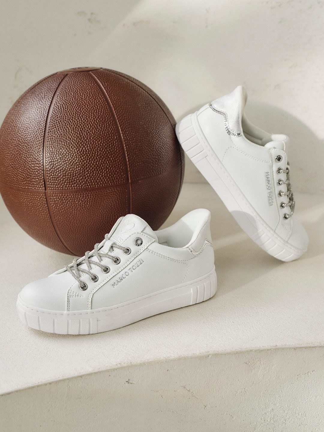 MARCO TOZZI Plateausneaker, Freizeitschuh, Halbschuh, Schnürschuh mit gepolstertem Schaftrand