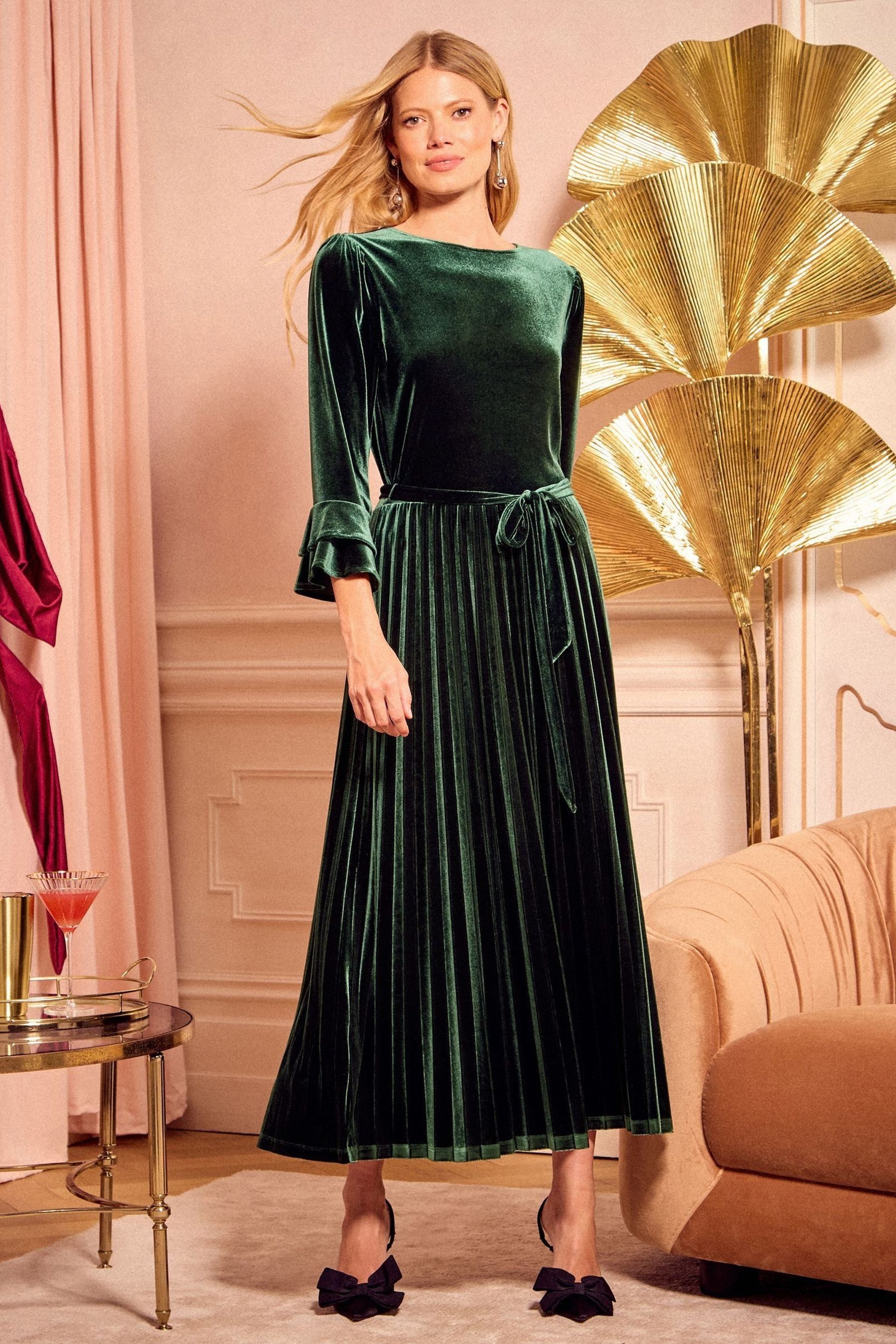 Love & Roses Midikleid Love & Roses Midikleid aus Samt, Petite (1-tlg)