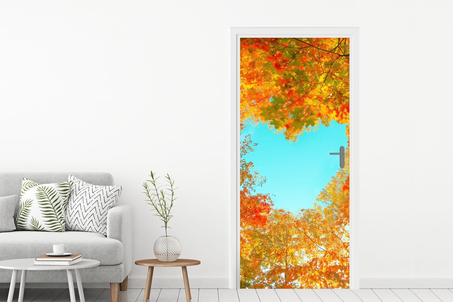 bedruckt, Natur Fototapete - MuchoWow Matt, - - Bäume cm Herz Türaufkleber, St), Tür, 75x205 Herbst Türtapete für (1 Orange - - Herz,