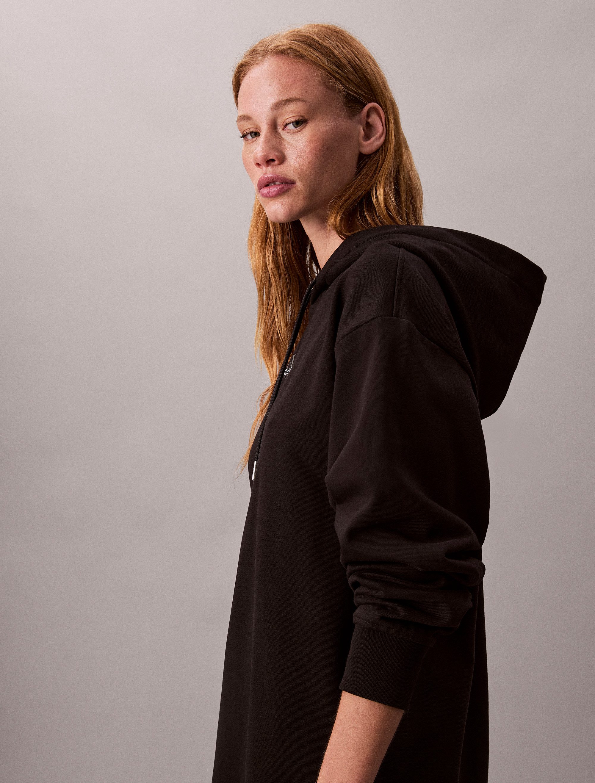 Calvin Klein Jeans Sweatkleid LS MONOLOGO PREMIUM TERRY HOODIE Mit Rundhalsausschnitt, loose fit