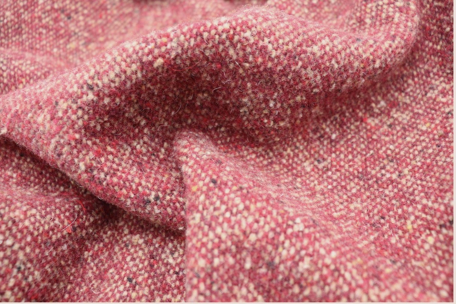 in Fransenplaid biederlack "Crafted" Biederlack, Wohndecke Tweed-Optik wunderschön rot Tweed-Optik,