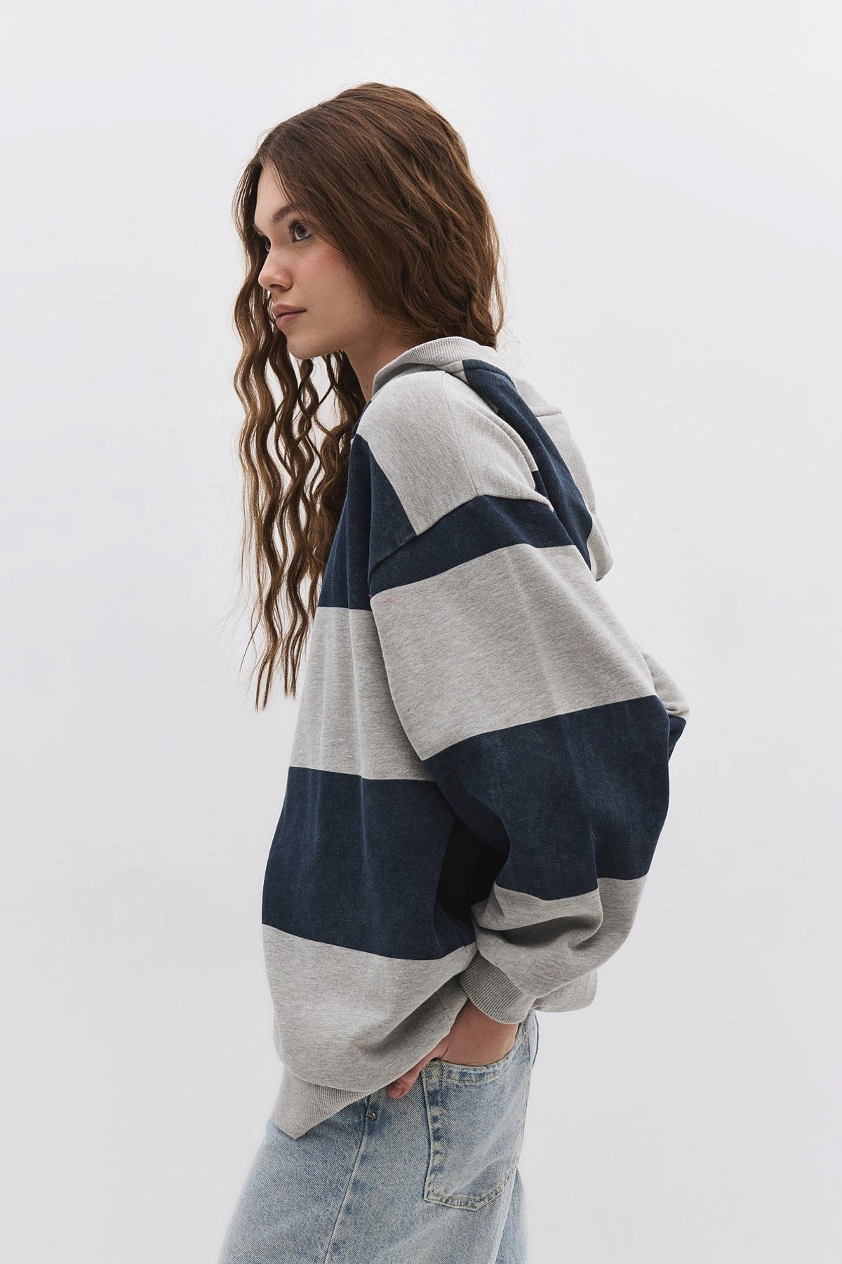 No Matter What Kapuzensweatshirt Gestreifter Kapuzenpullover – Bild 3 von 5