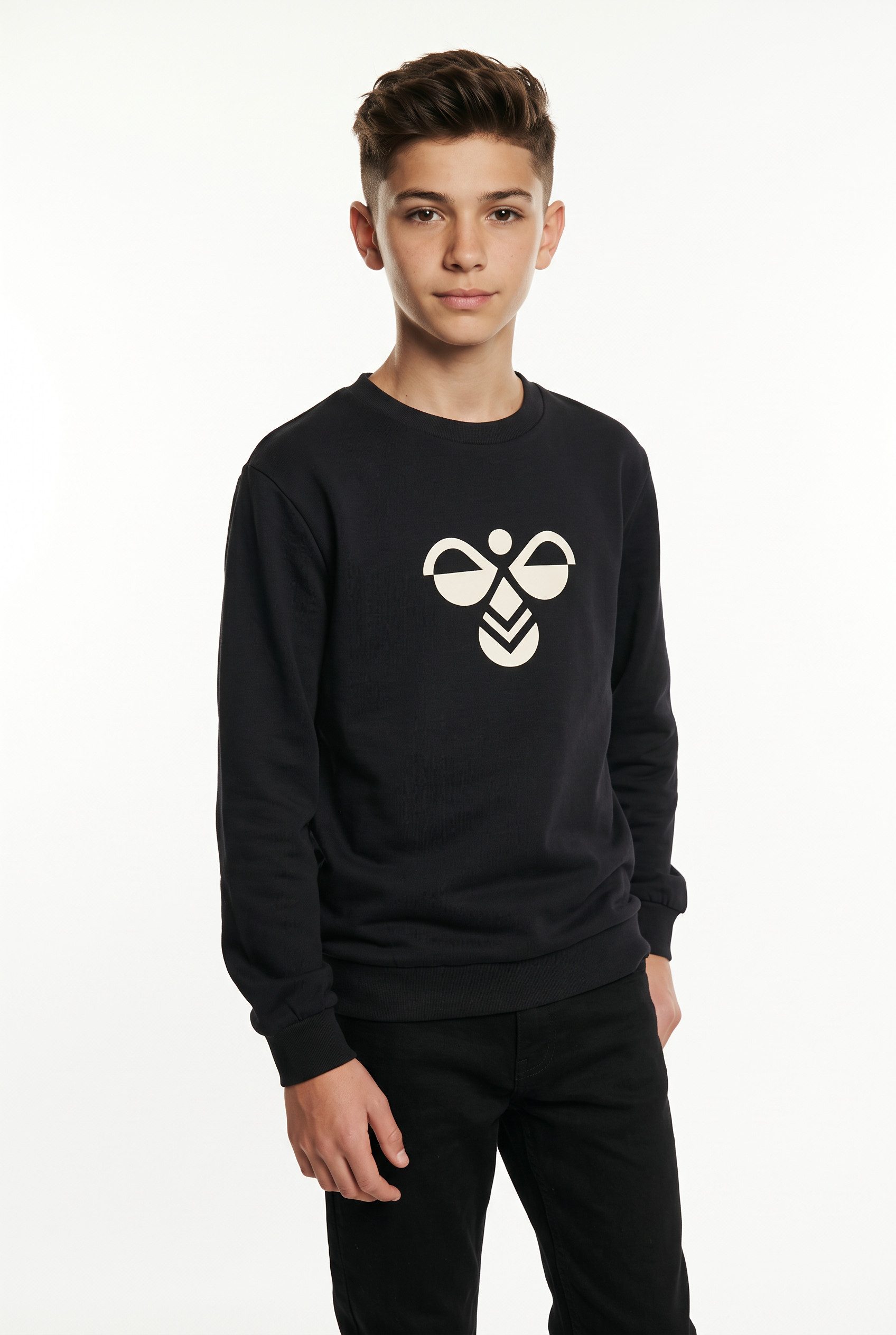 hummel Sweatshirt HMLJR REG TUKAS SWEATSHIRT sportlicher Stil, mit Logo-Druck und seitlichen Winkeln