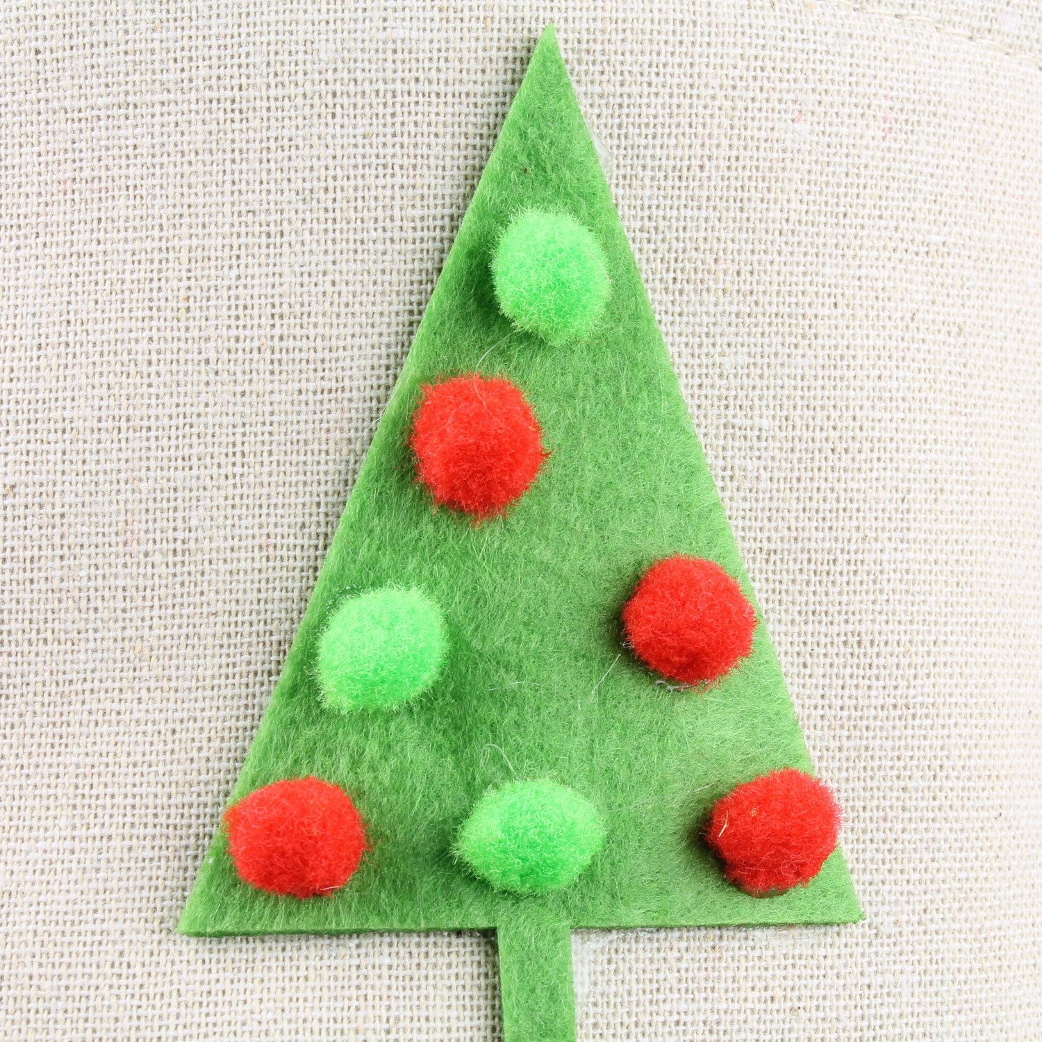Thumbnail - Macosa Home Geschenkbox Weihnachten Korb Geschenkkorb Rentier Tannenbaum Geschenk 21 cm (Filzkorb Filzkörbchen), Weihnac...