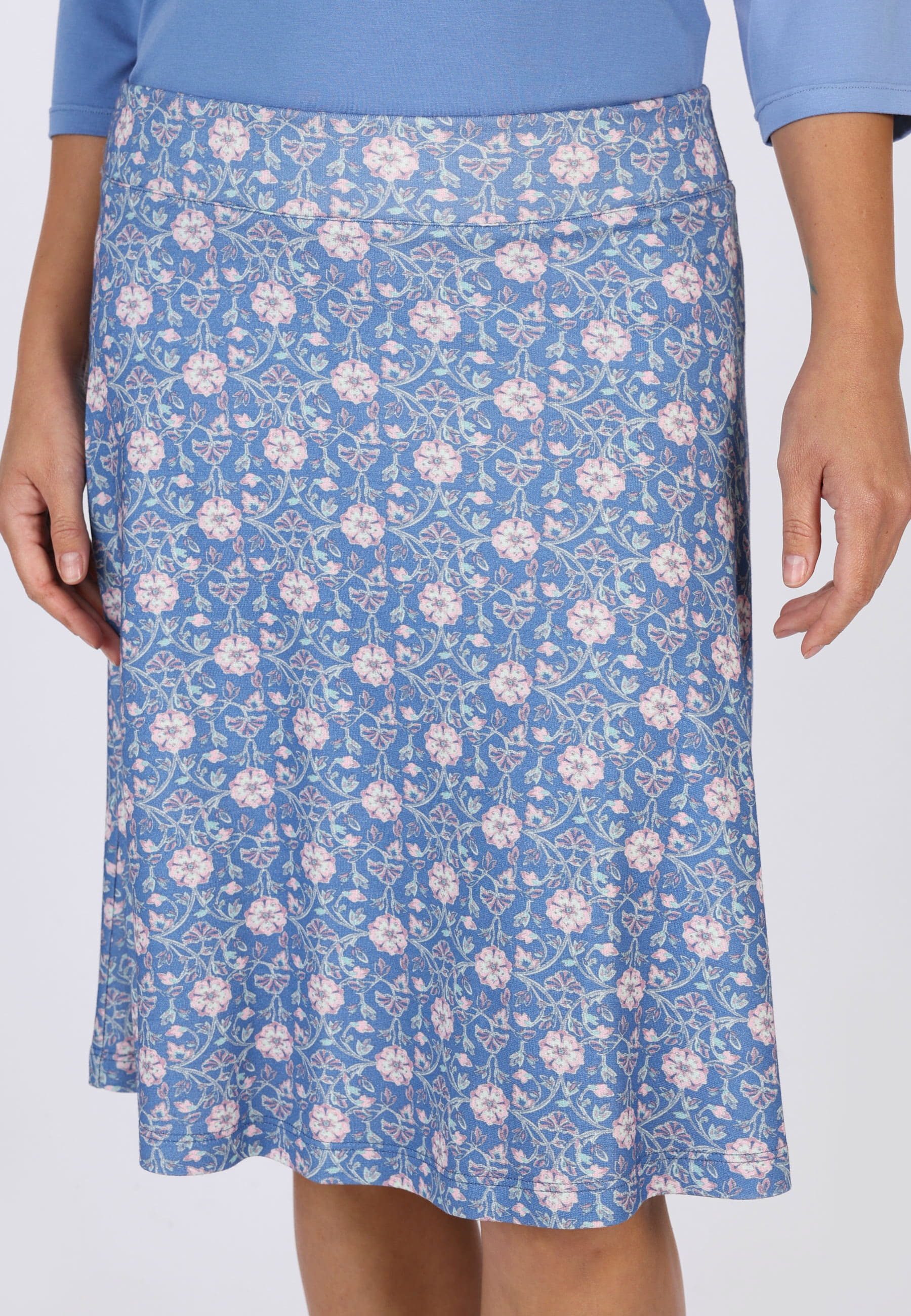Sommerrock Ginaja flower tile