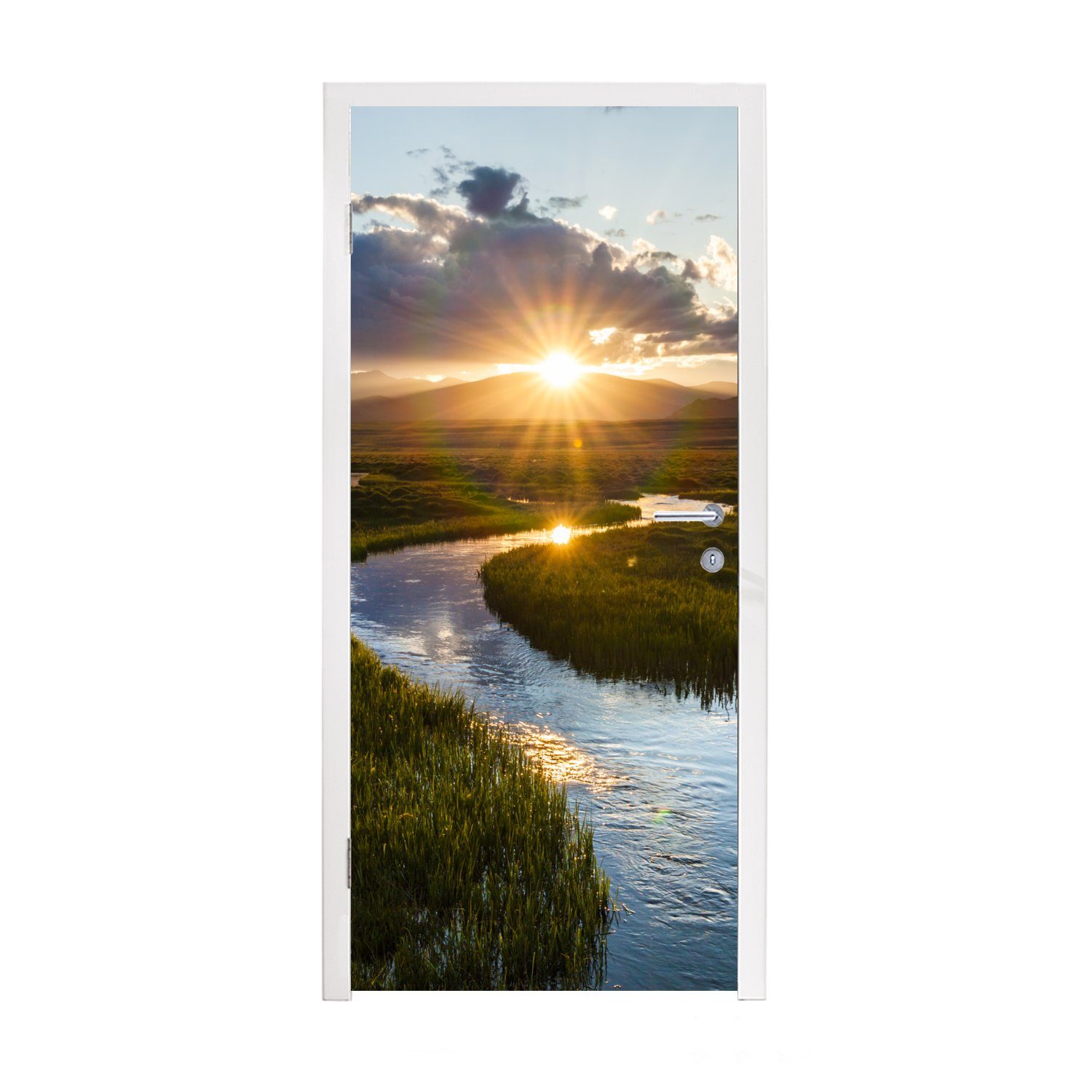 MuchoWow Türtapete Sonnenuntergang über einem ruhigen Fluss, Matt, bedruckt, (1 St), Fototapete für Tür, Türaufkleber, 75x205 cm