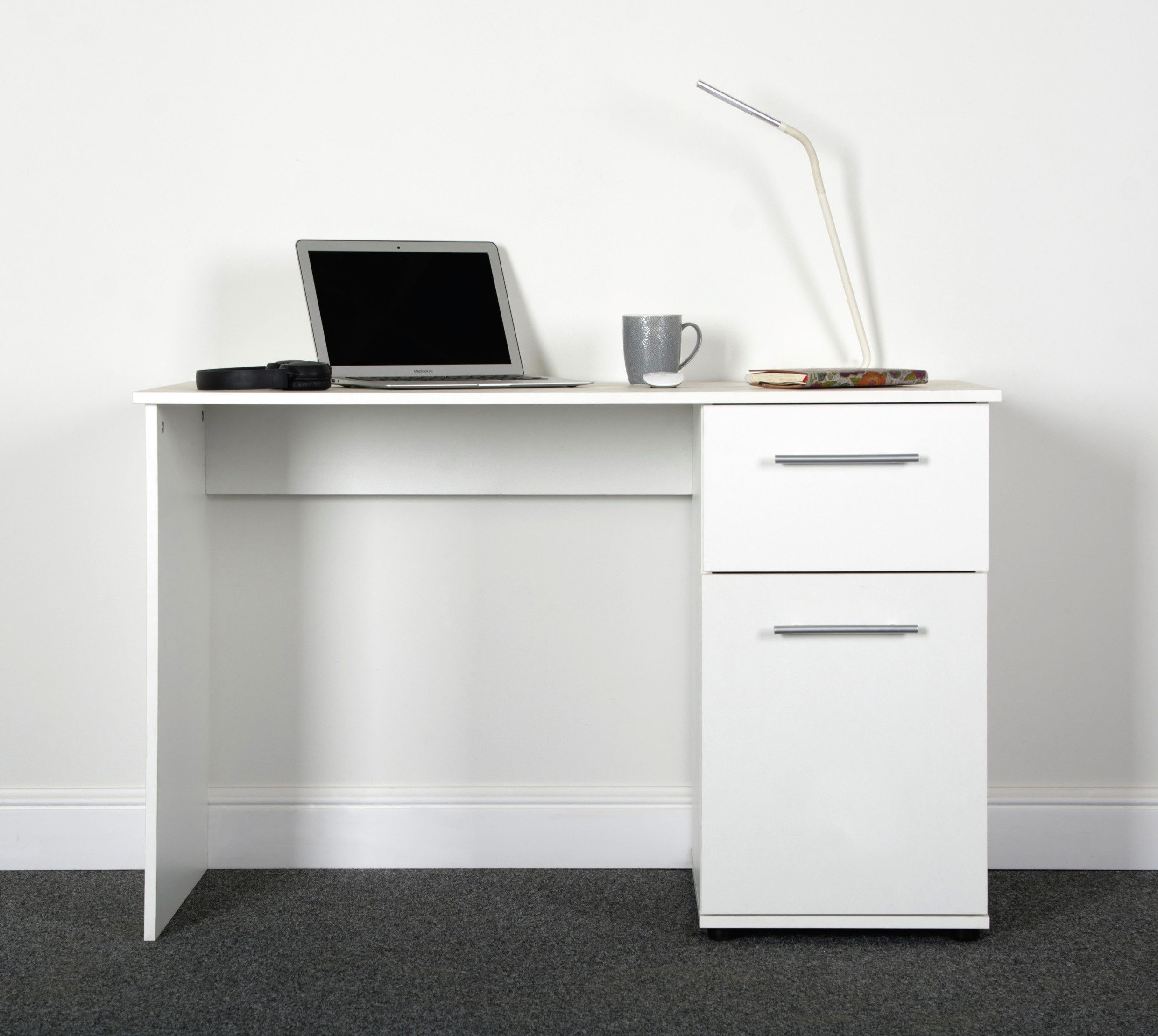 VOGL Möbelfabrik Schreibtisch Tobi, wahlweise mit 3 Schubkästen oder 1 Schubkasten/1 Tür, optional mit Tastaturauszug, Breite 115 cm