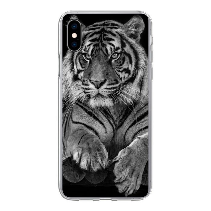 MuchoWow Handyhülle Sumatra-Tiger auf schwarzem Hintergrund Handyhülle Apple iPhone Xs Smartphone-Bumper Print Handy