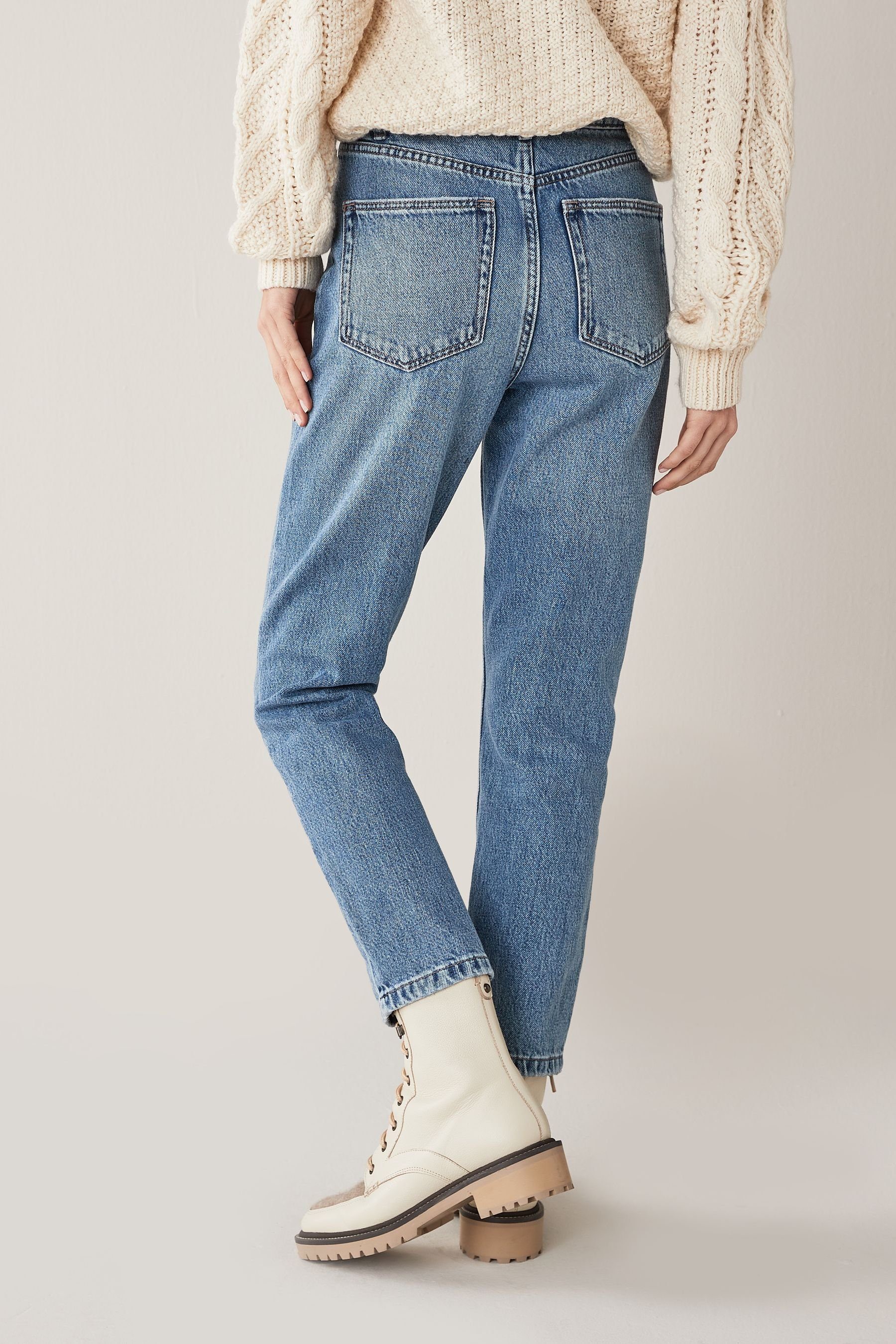 Jeans geschnittene Straight-Jeans Next Gerade (1-tlg)