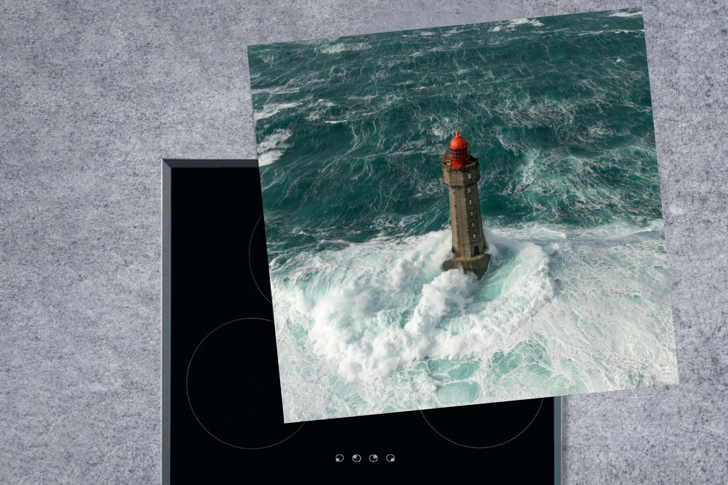 (1 Vinyl, - 78x78 küche Leuchtturm La tlg), für Jument - Arbeitsplatte MuchoWow cm, Herdblende-/Abdeckplatte Ceranfeldabdeckung, Meer,