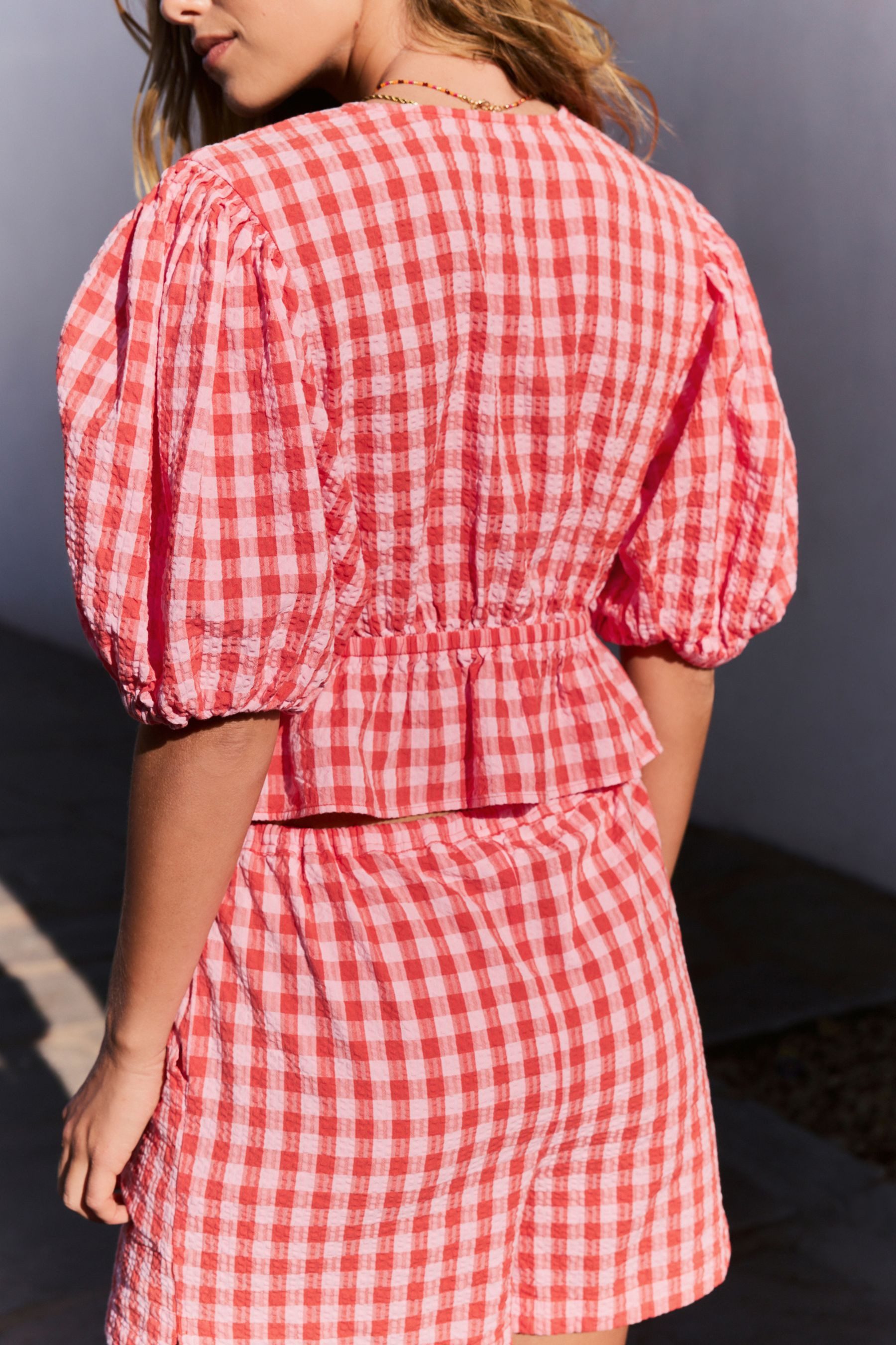 Next Kurzarmbluse Bluse mit Puffärmeln, Vichykaros und Bindedetail (1-tlg) günstig online kaufen