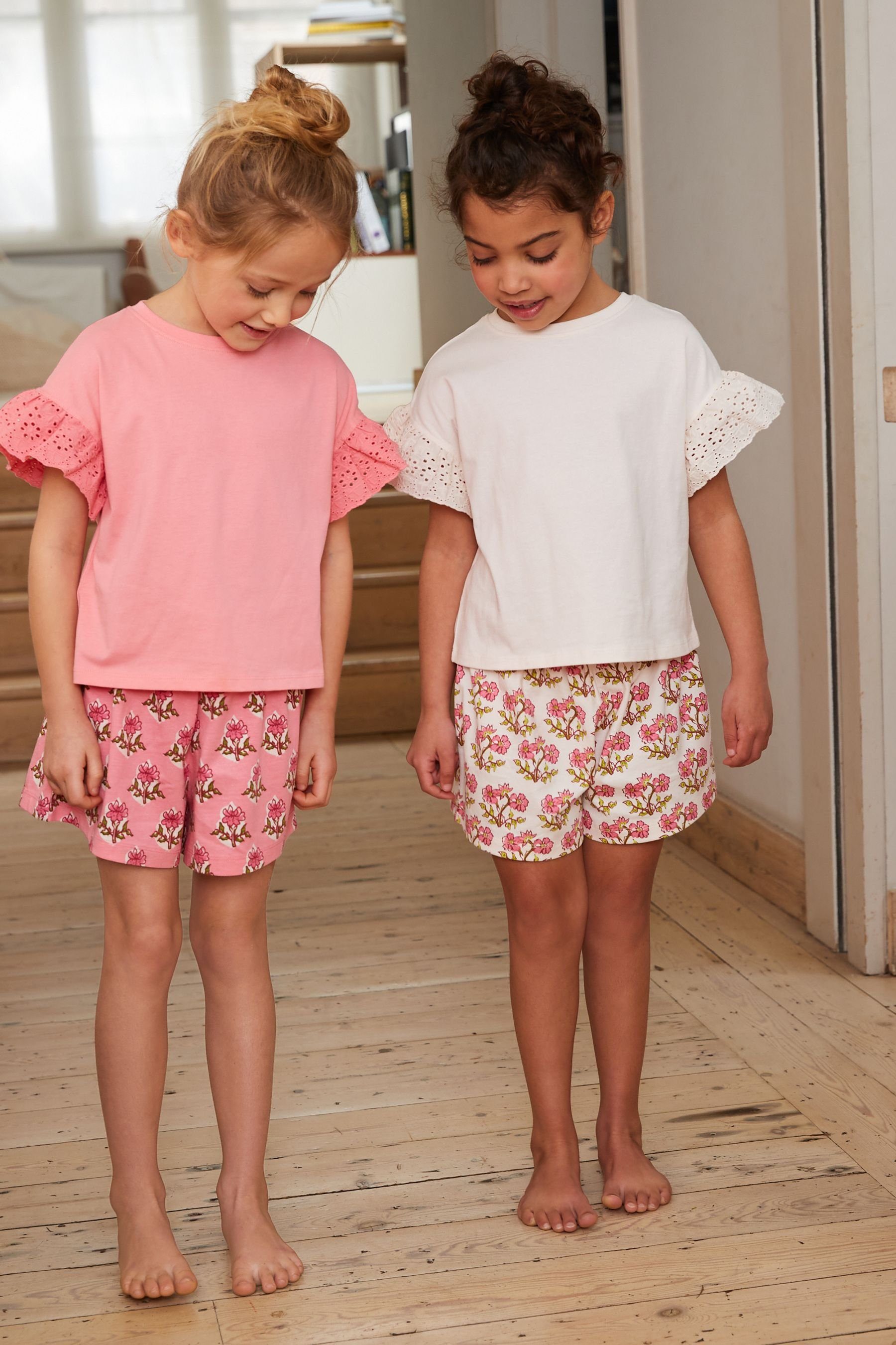 Next Kurze tlg) Floral 2er-Pack (4 Pyjama Schlafanzüge, Pink/White