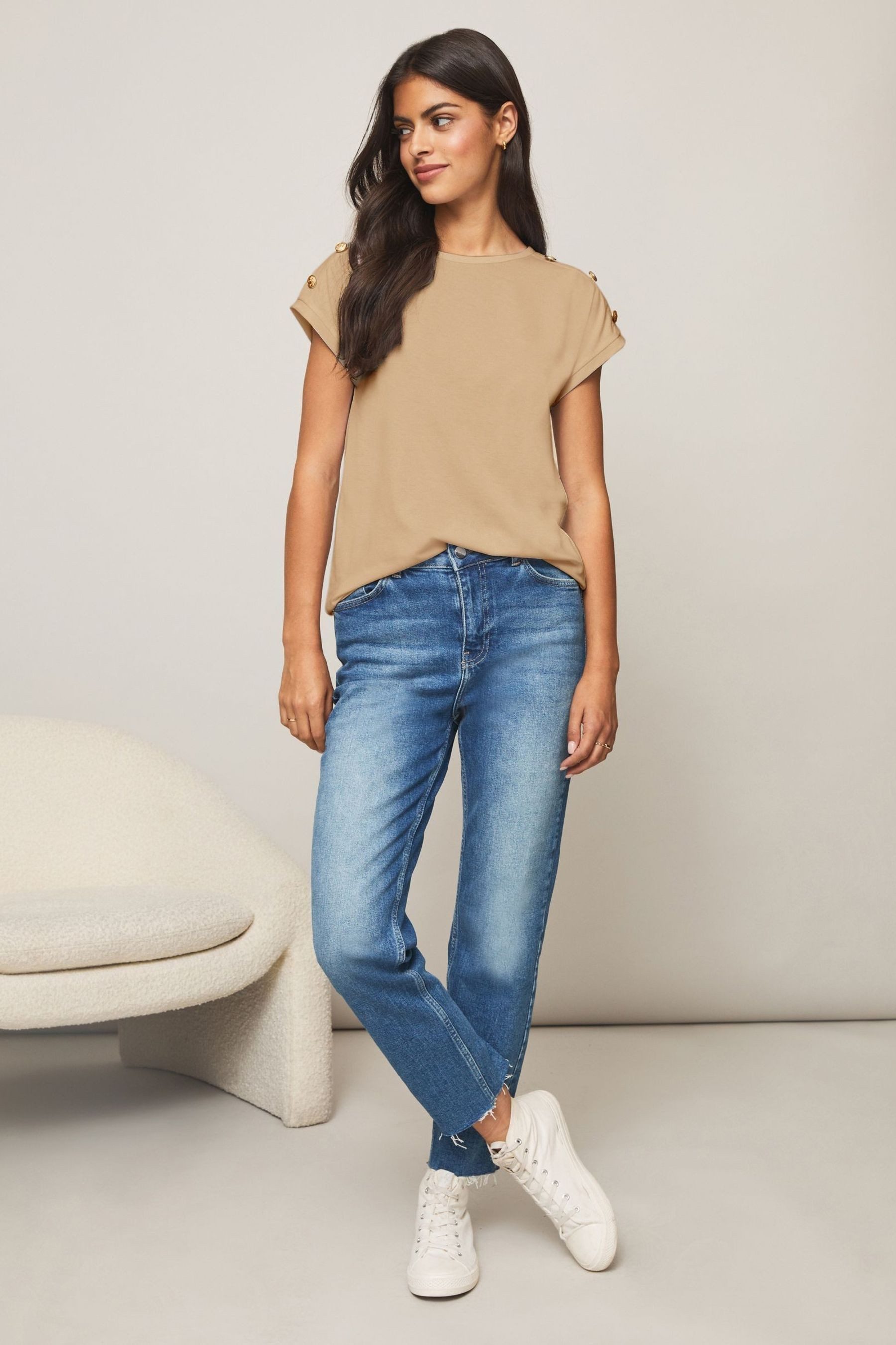LIPSY T-Shirt Lipsy T-Shirt mit Rundhalsausschnitt, Regular (1-tlg)