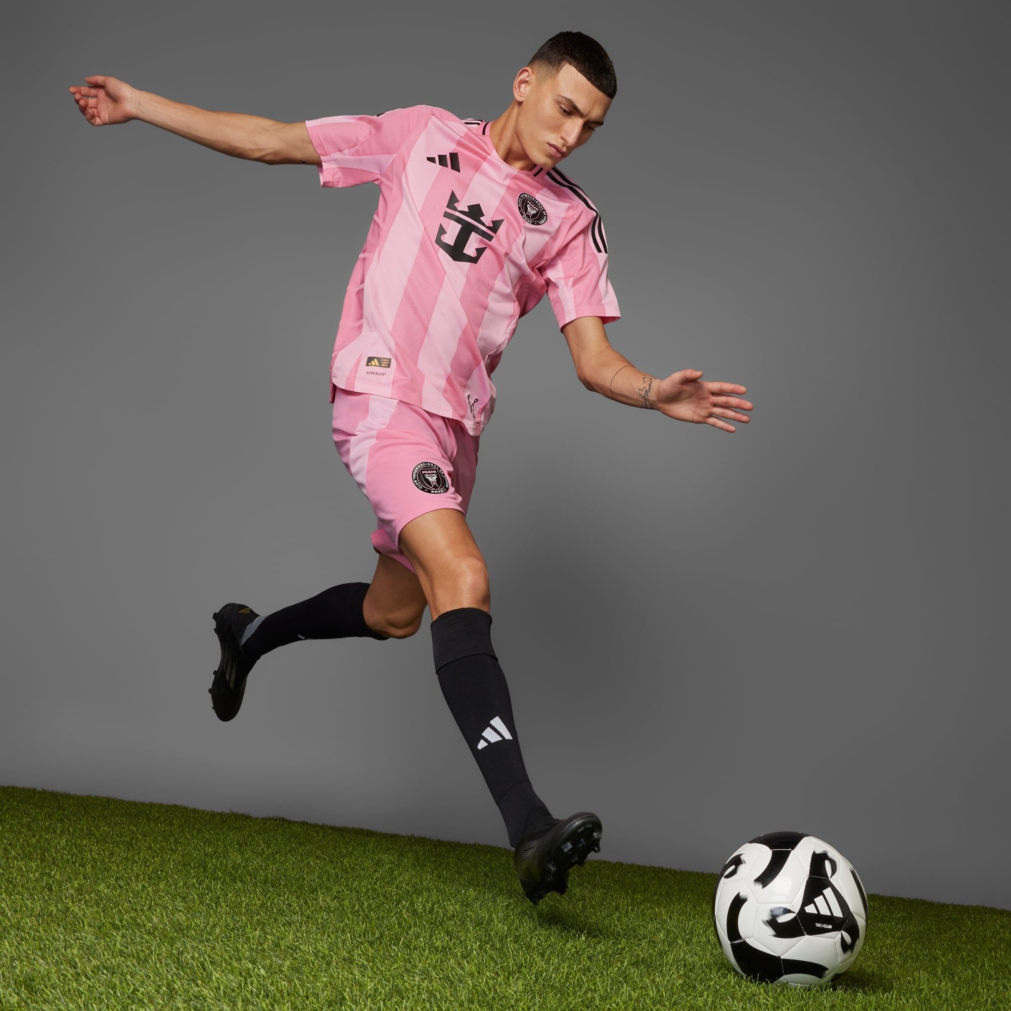 adidas Performance Fußballtrikot INTER MIAMI CF 25/26 HEIMTRIKOT AUTHENTIC (1-tlg)